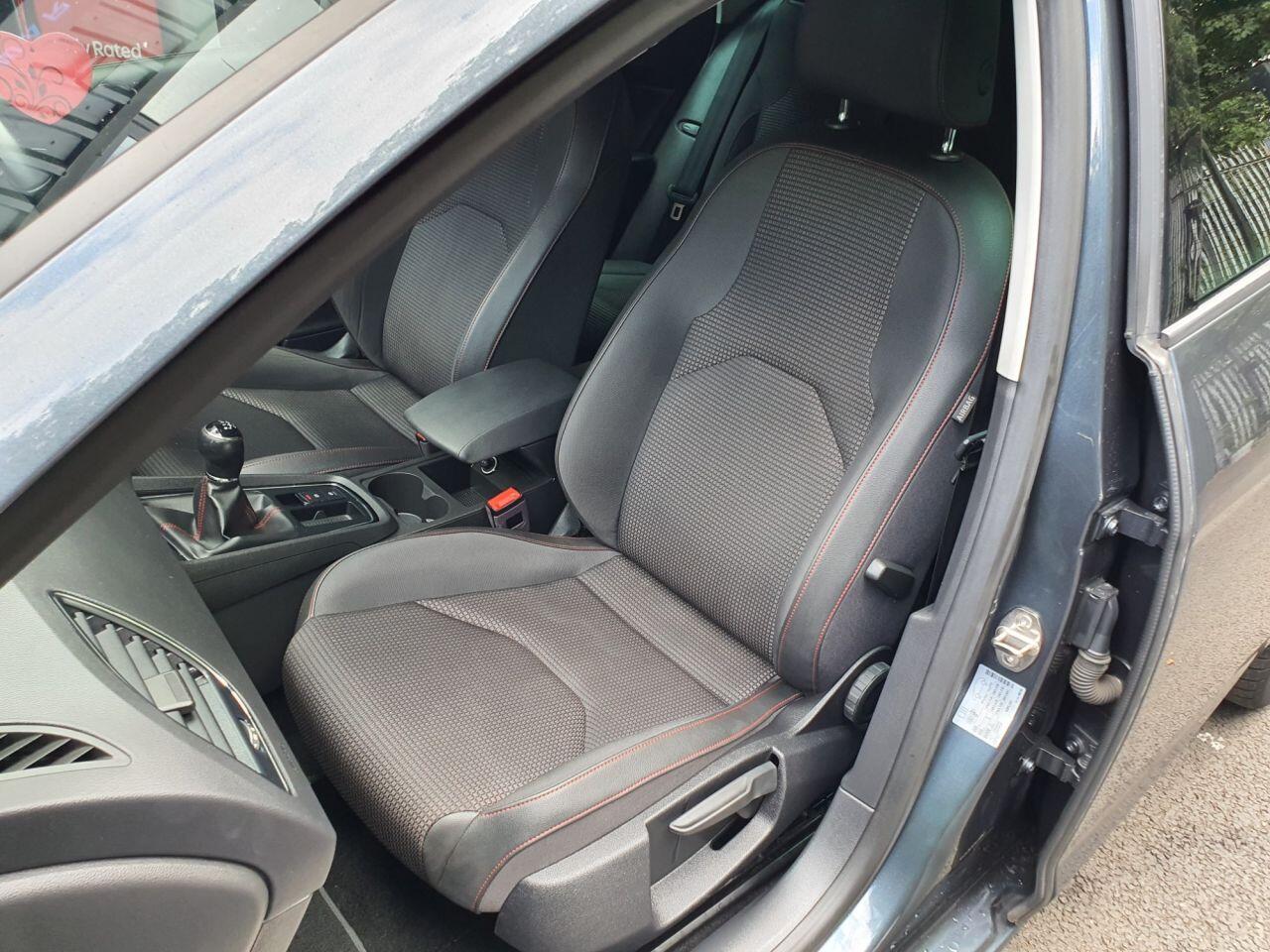 Seat Leon Leon view 26