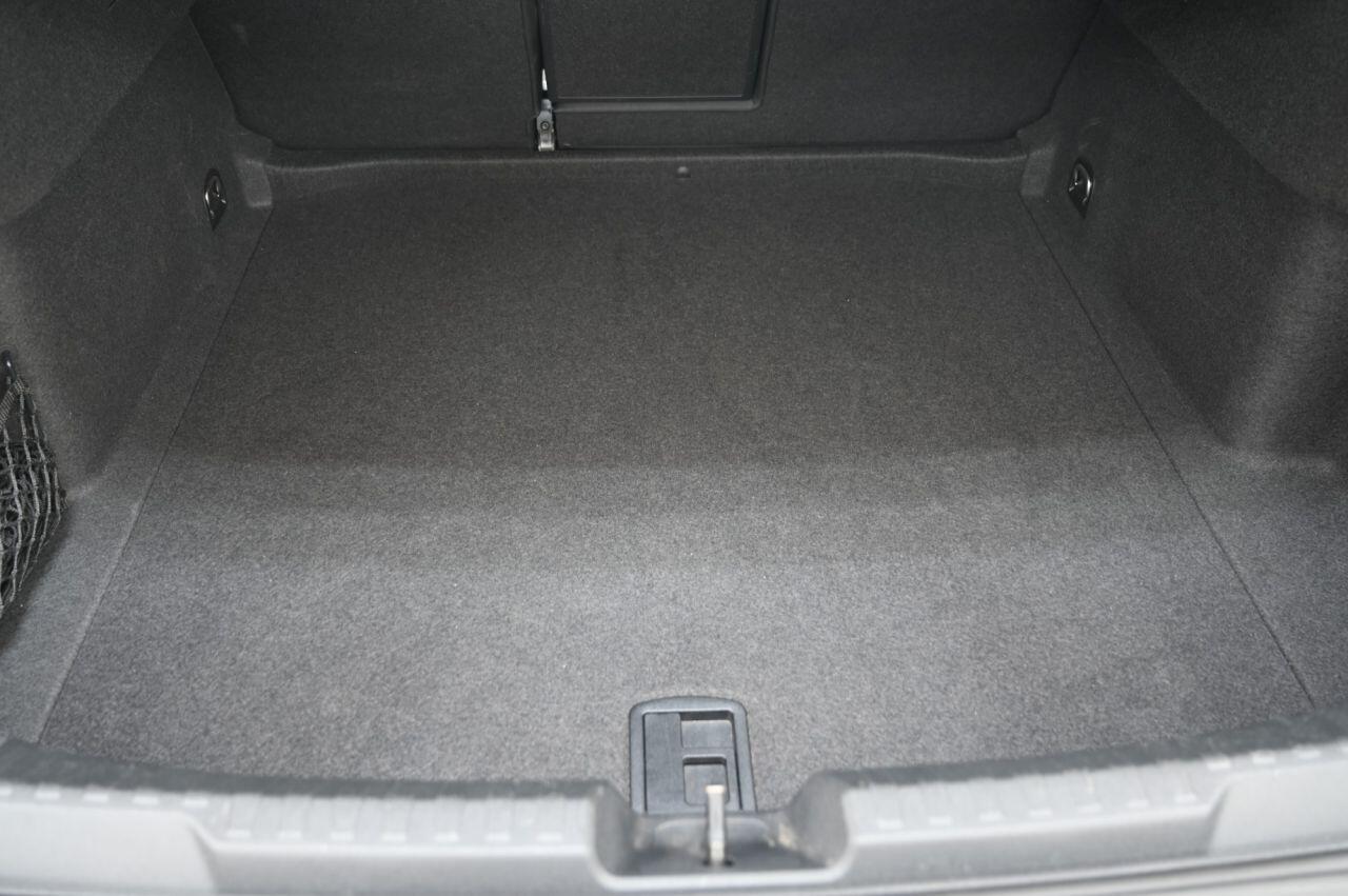 Audi S3 view 8