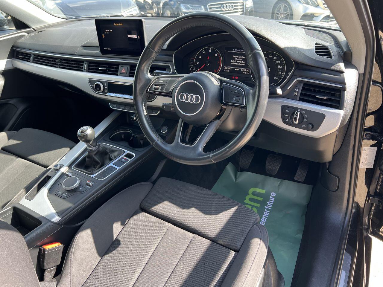 Audi A4 view 15