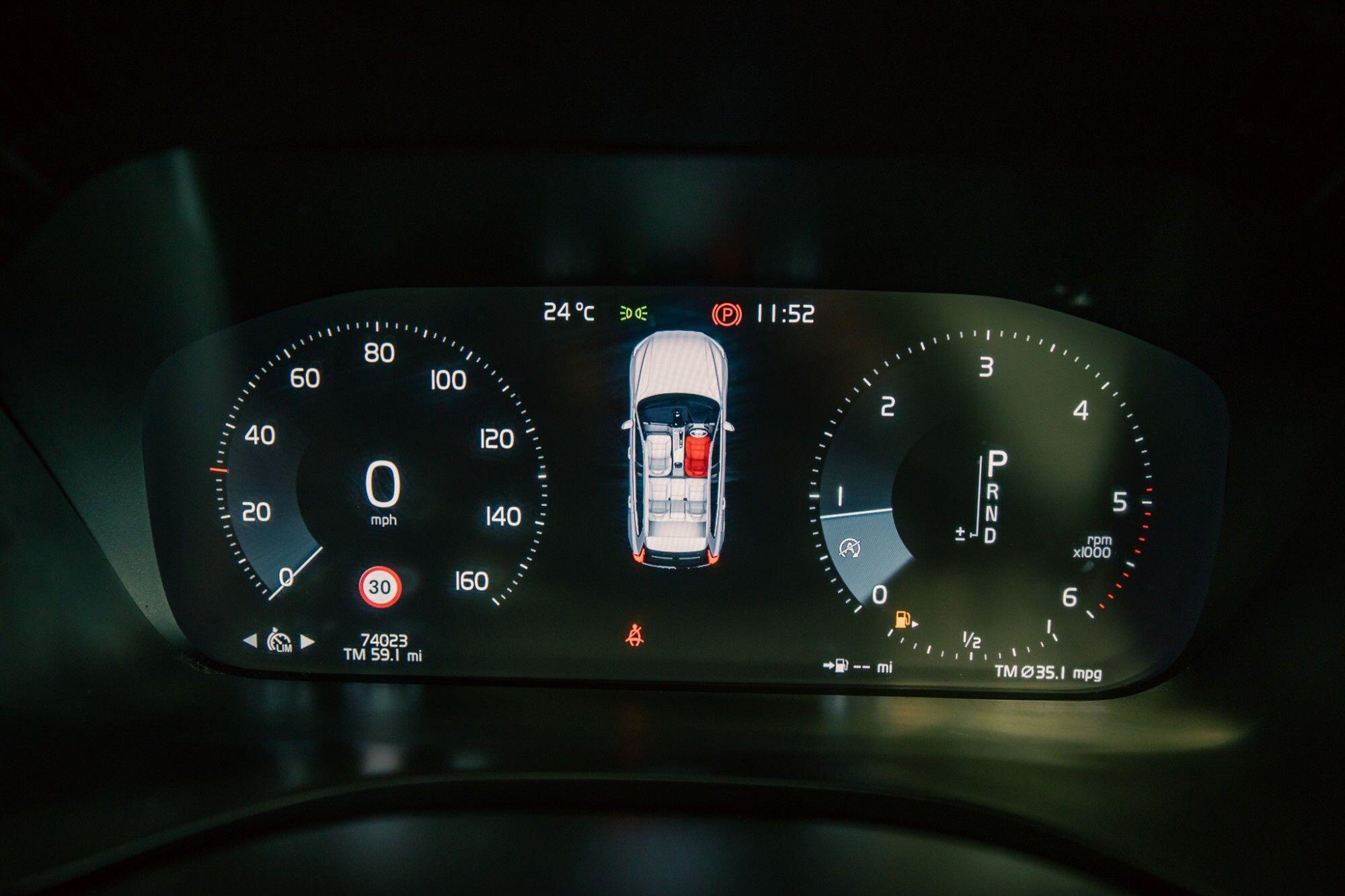 Volvo XC60 view 17