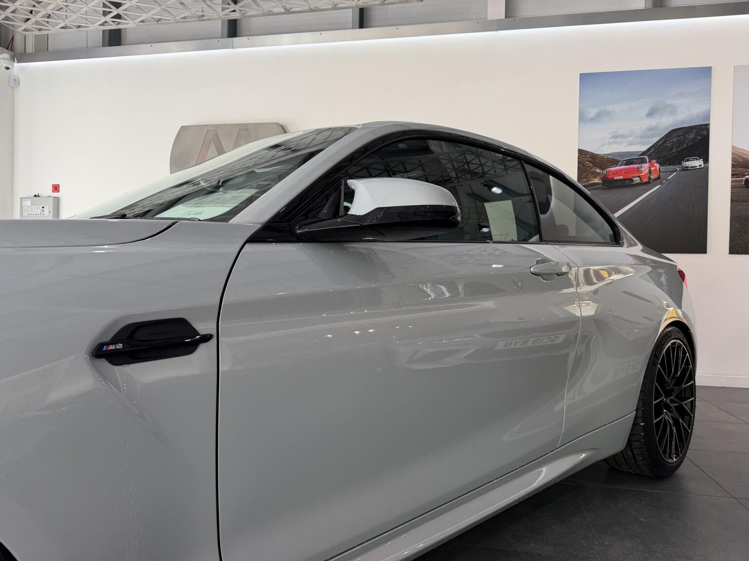 BMW M2 view 9