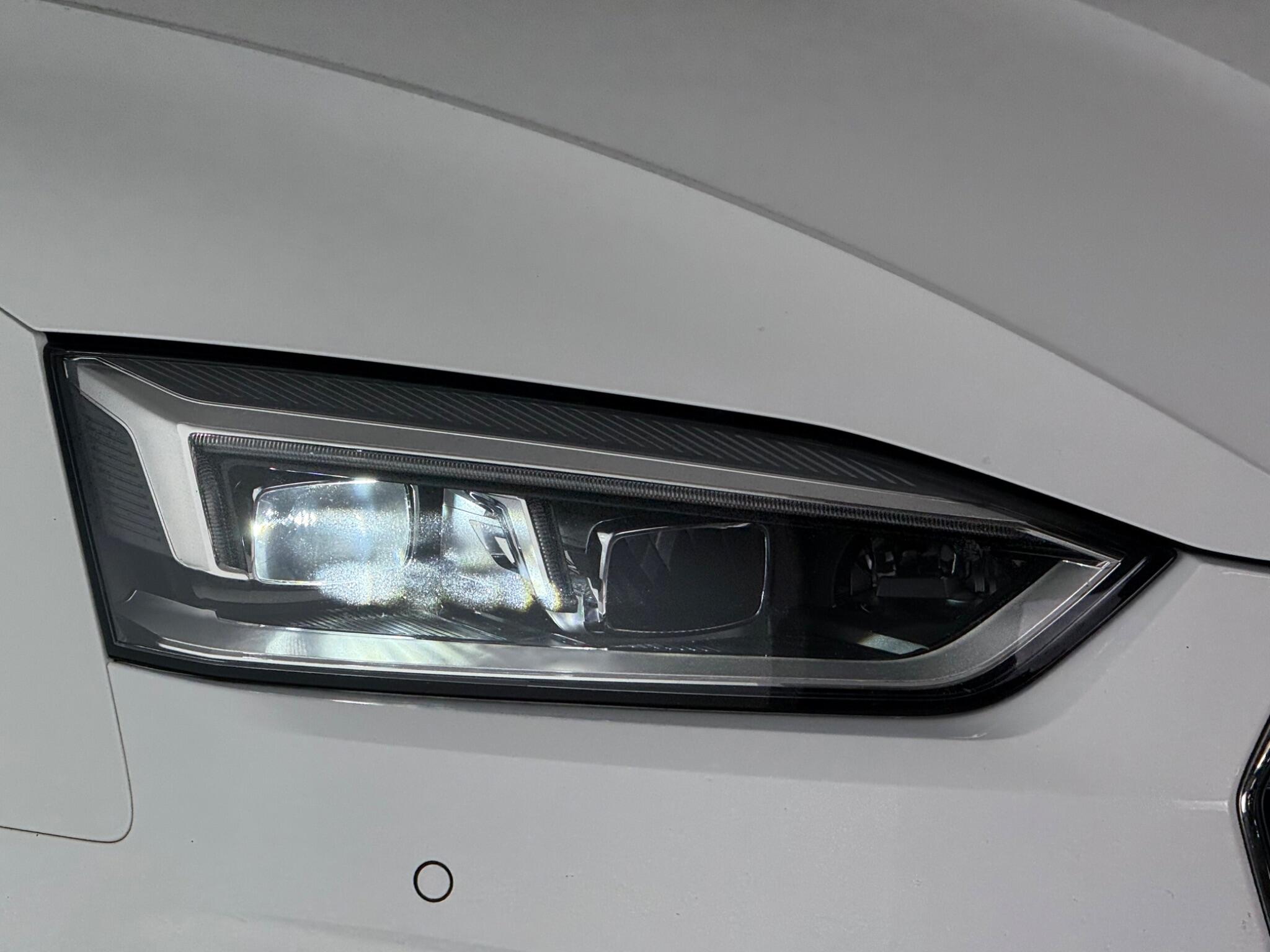 Audi A5 view 4