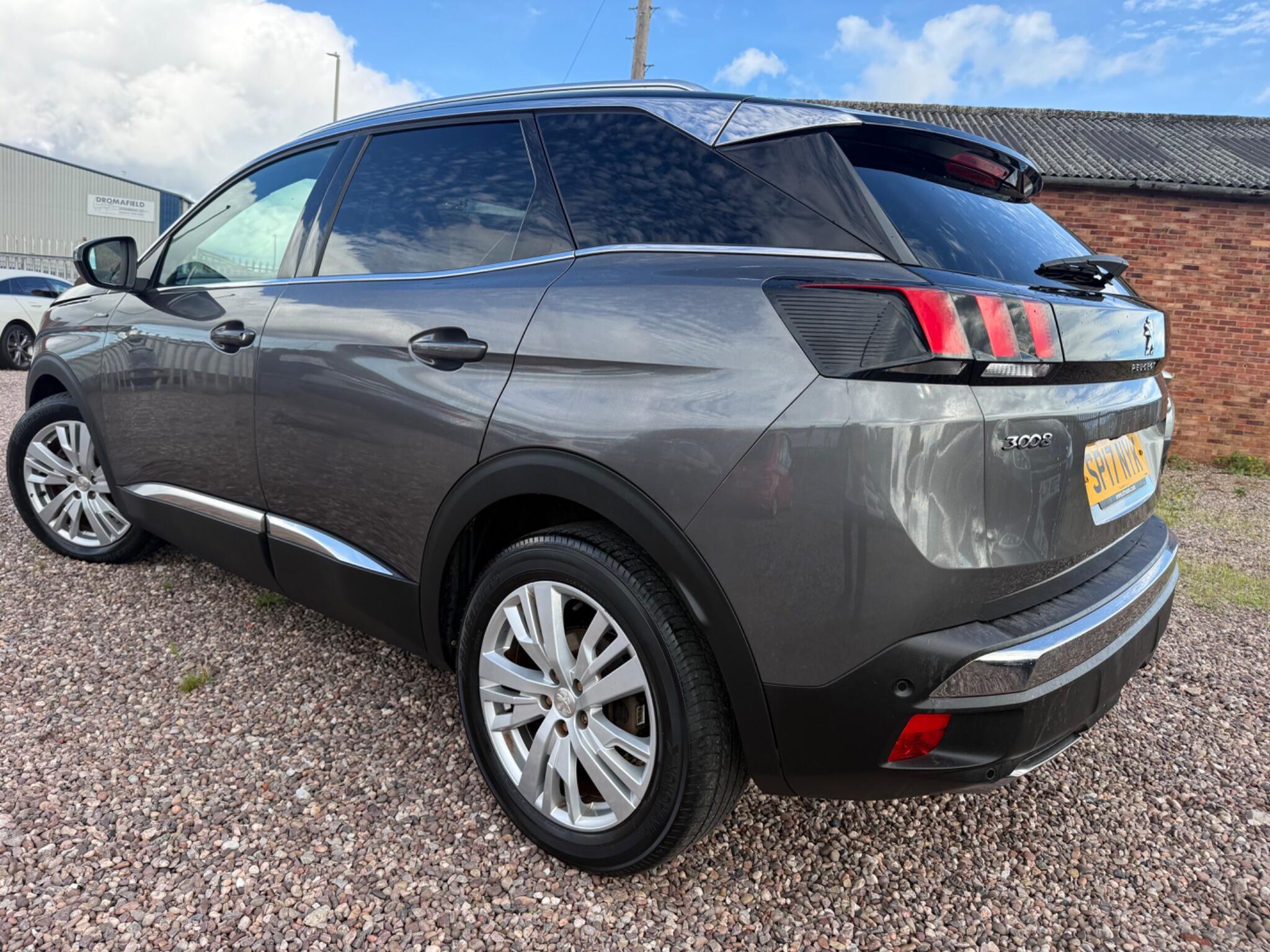 Peugeot 3008 view 14