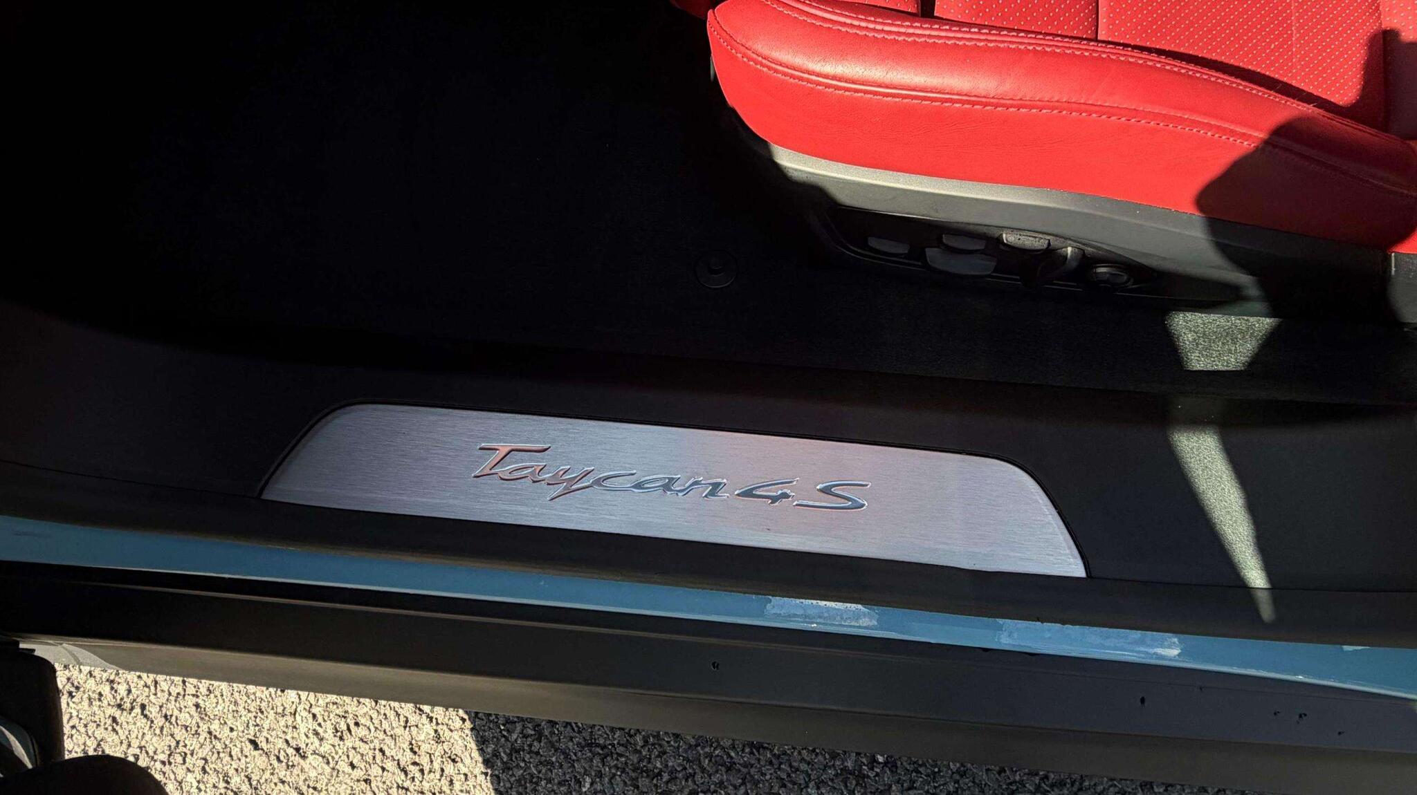 Porsche Taycan view 23