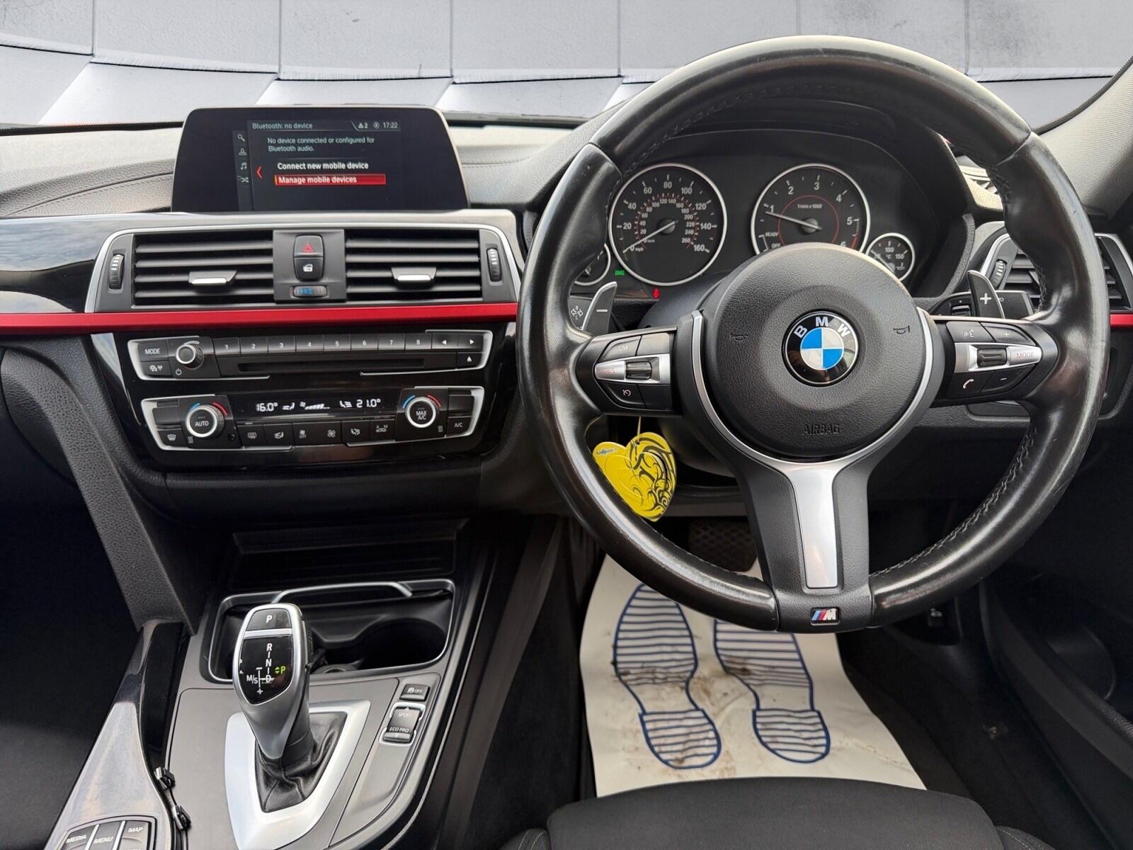 BMW 3 Series view 14