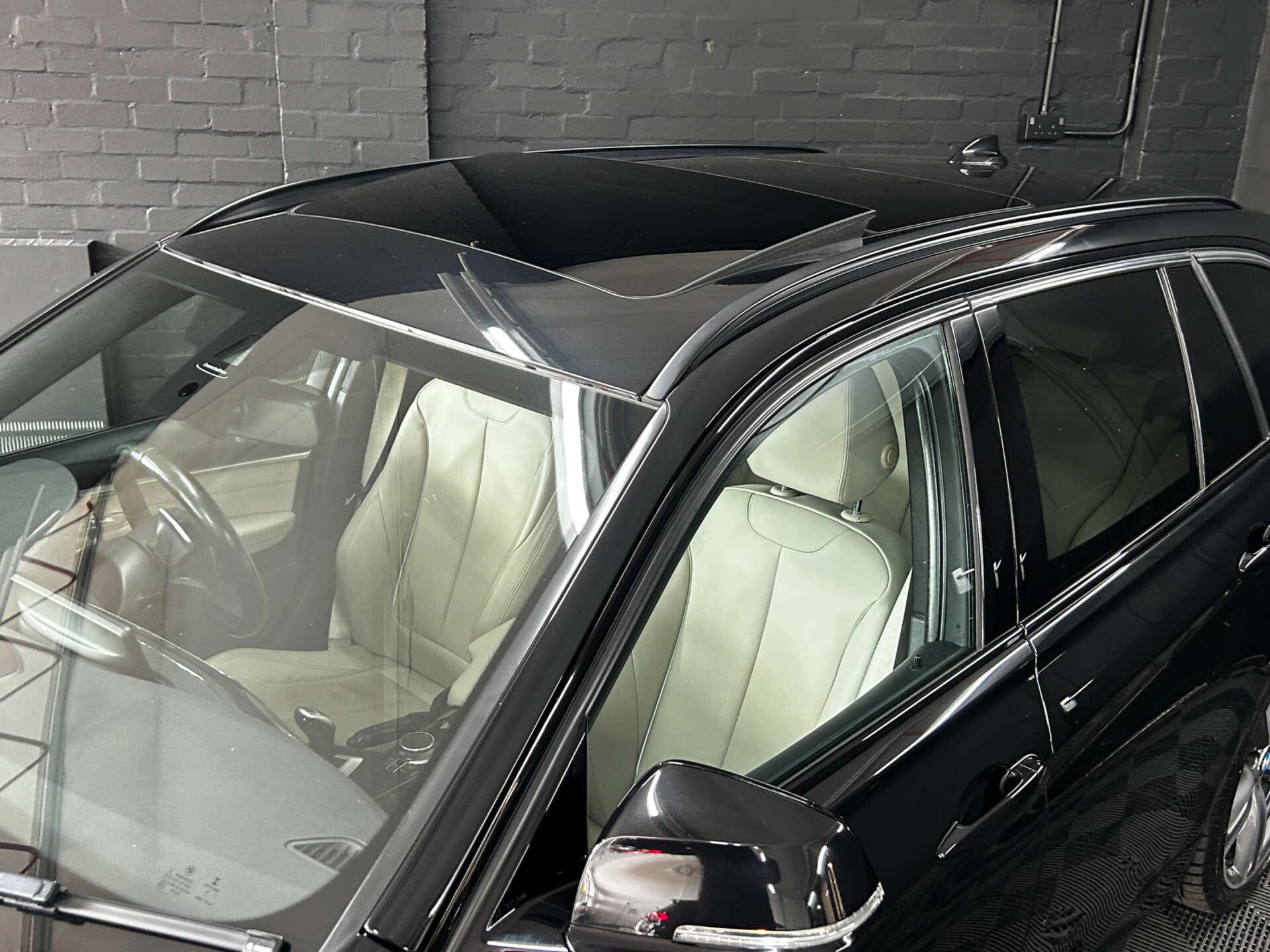 BMW 3 Series view 12