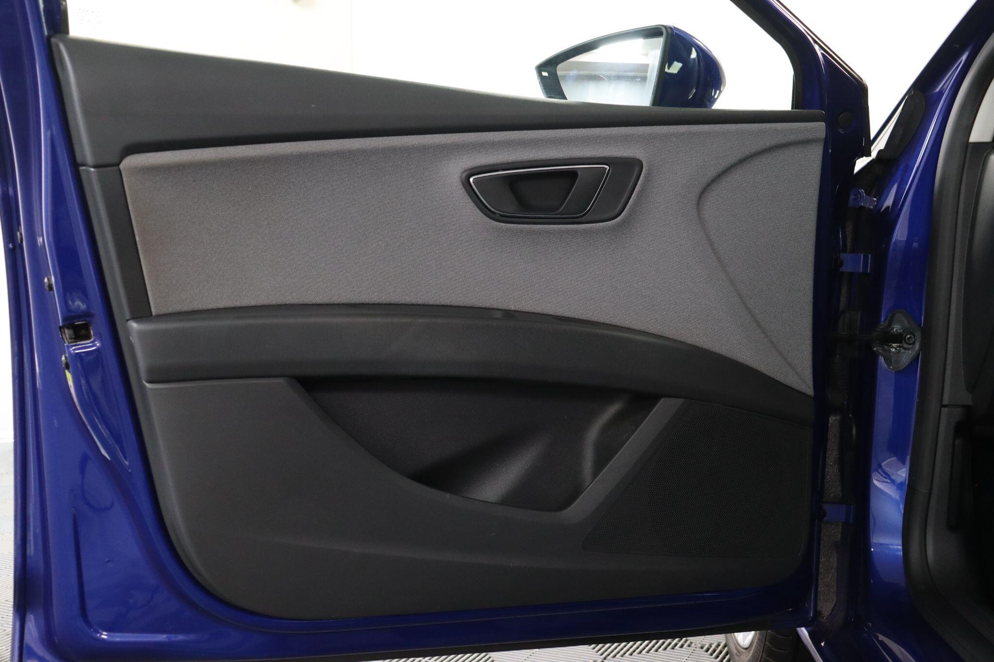SEAT Leon view 44