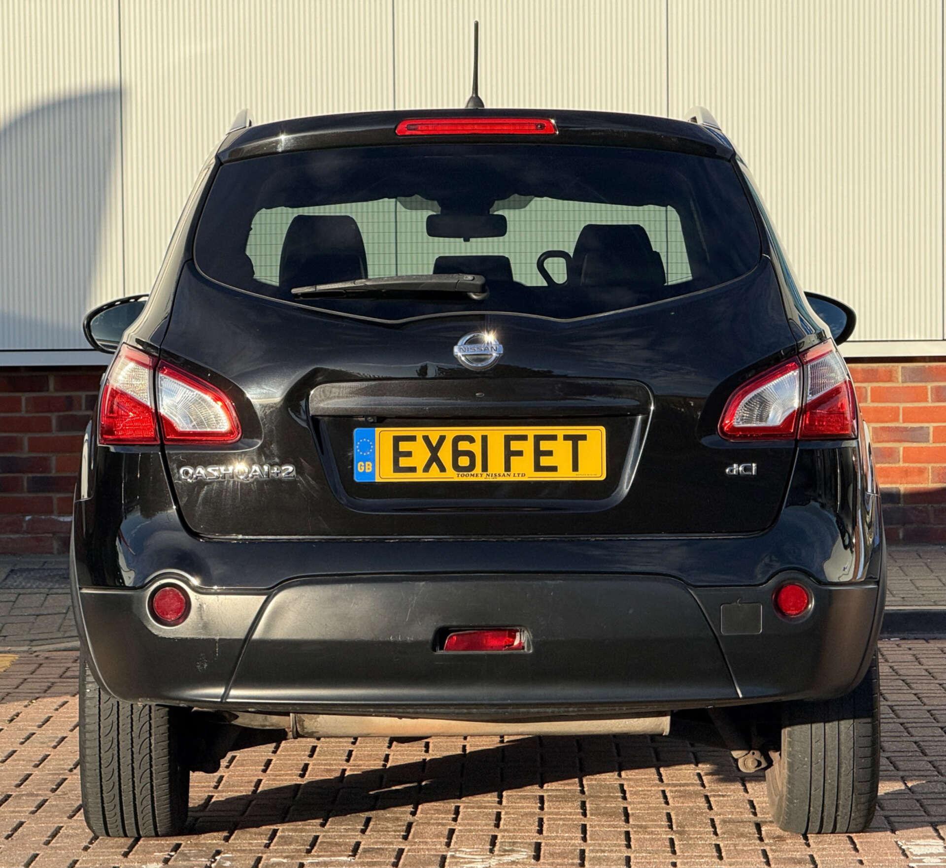 Nissan Qashqai+2 view 6