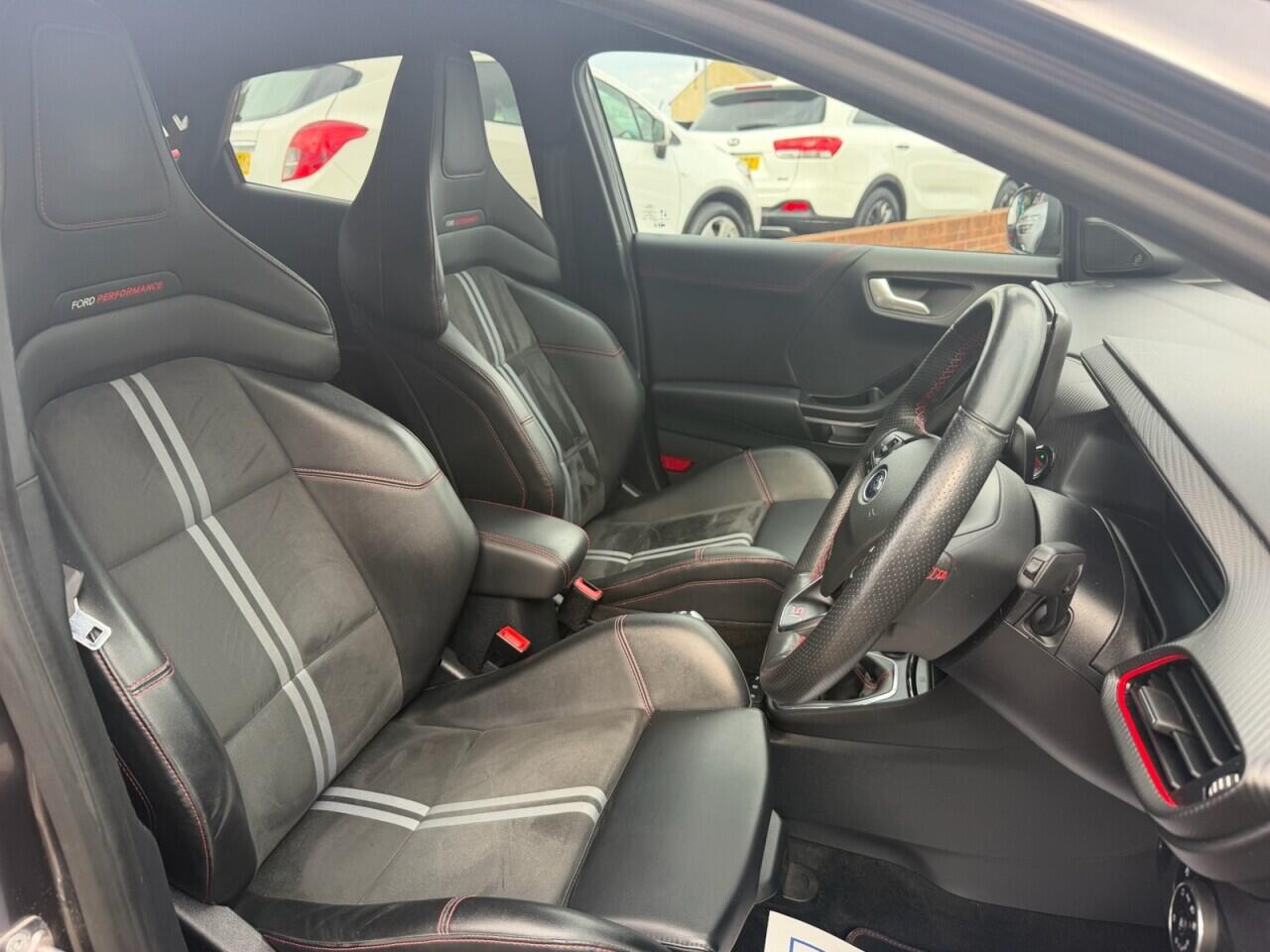Ford Puma view 32