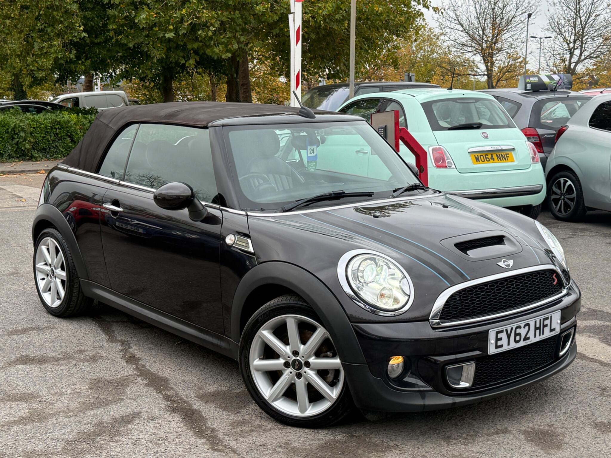 MINI Convertible - Image 5