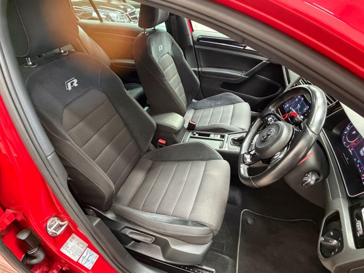 Volkswagen Golf view 20