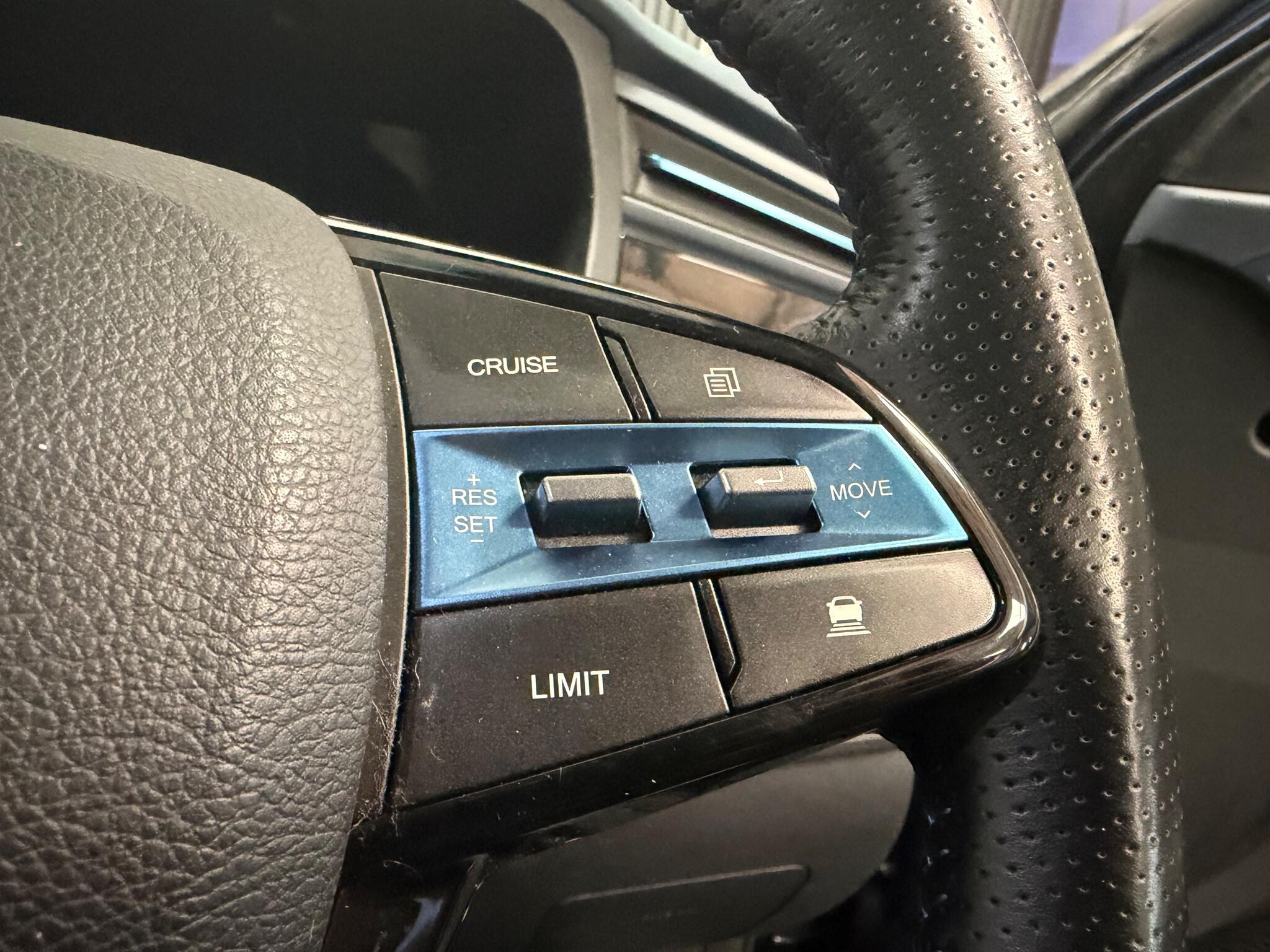 KGM Korando E-Motion view 41