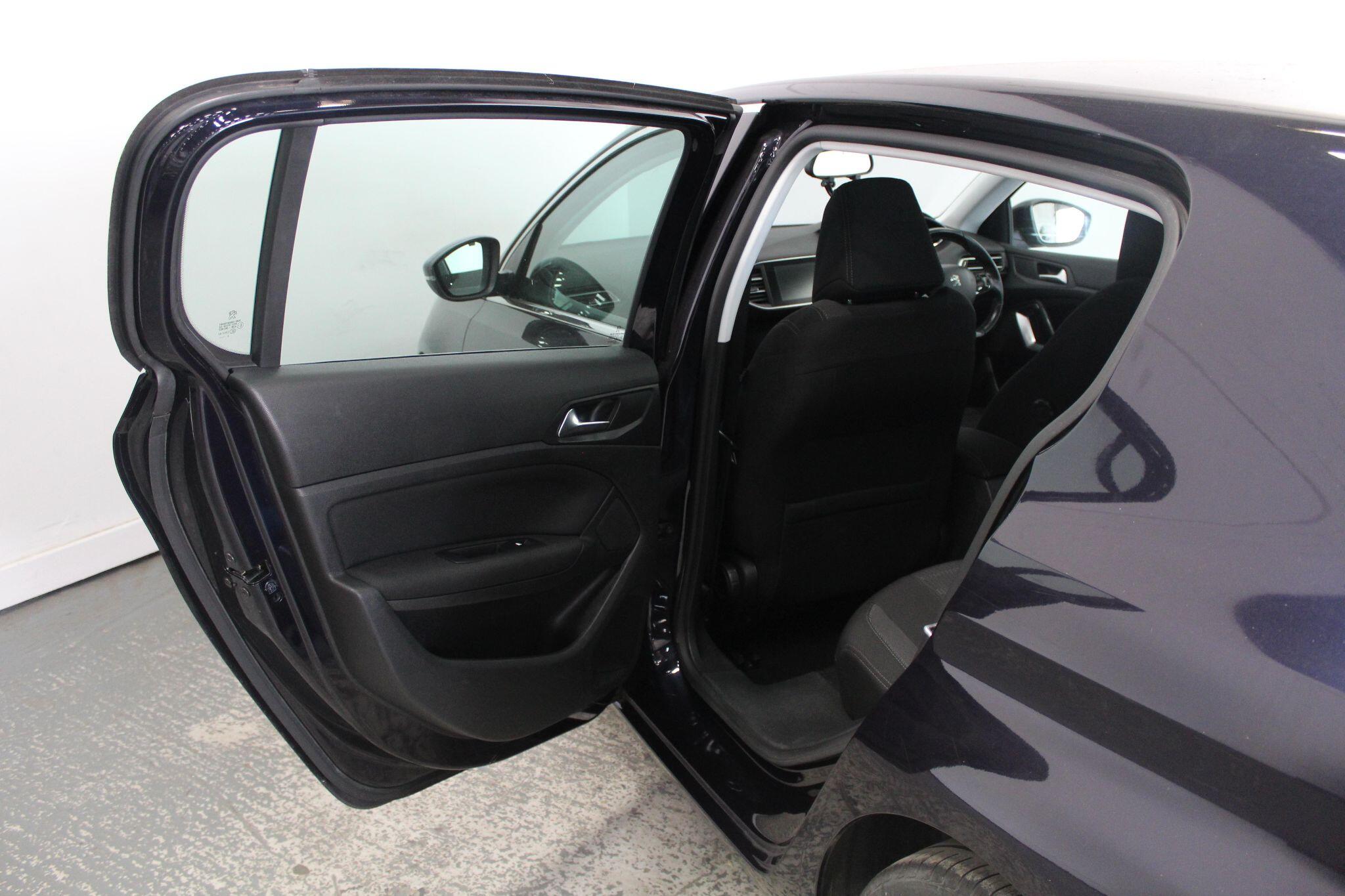 Peugeot 308 view 28