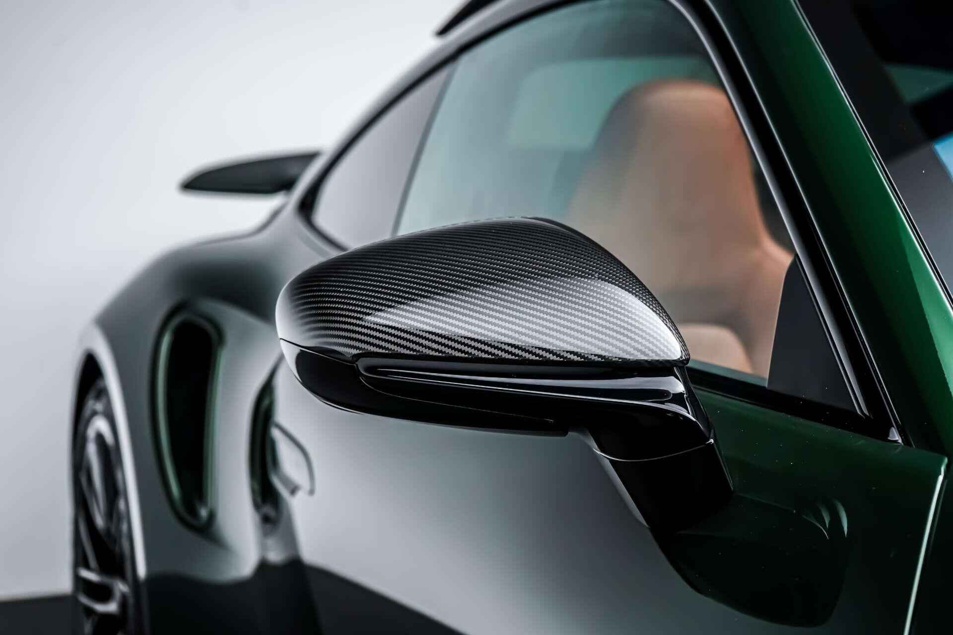Porsche 911 view 20