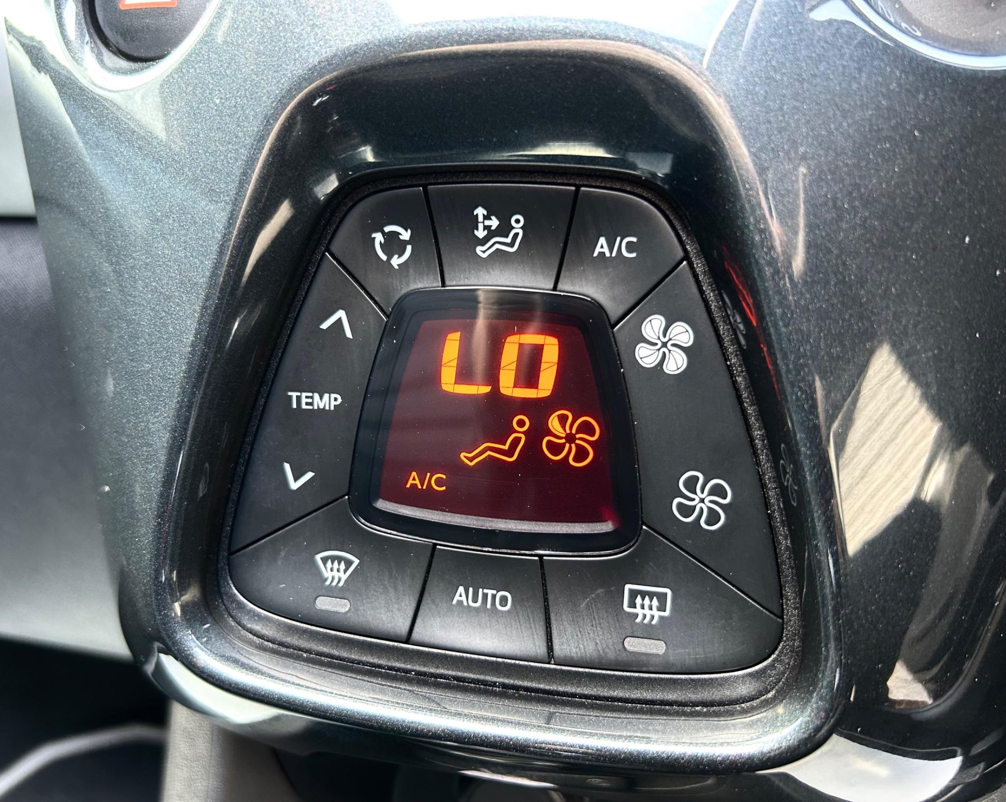 Toyota Aygo view 32
