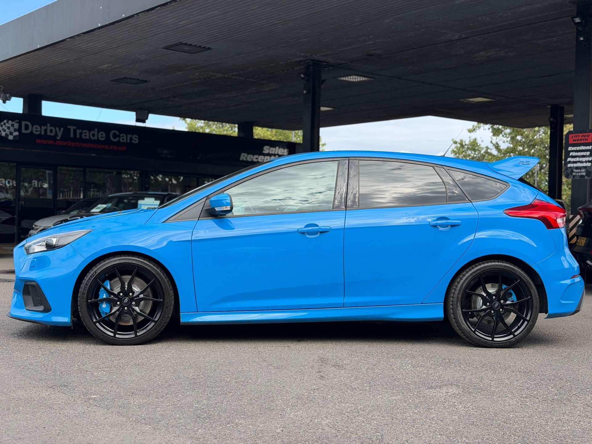 Ford Focus view 8