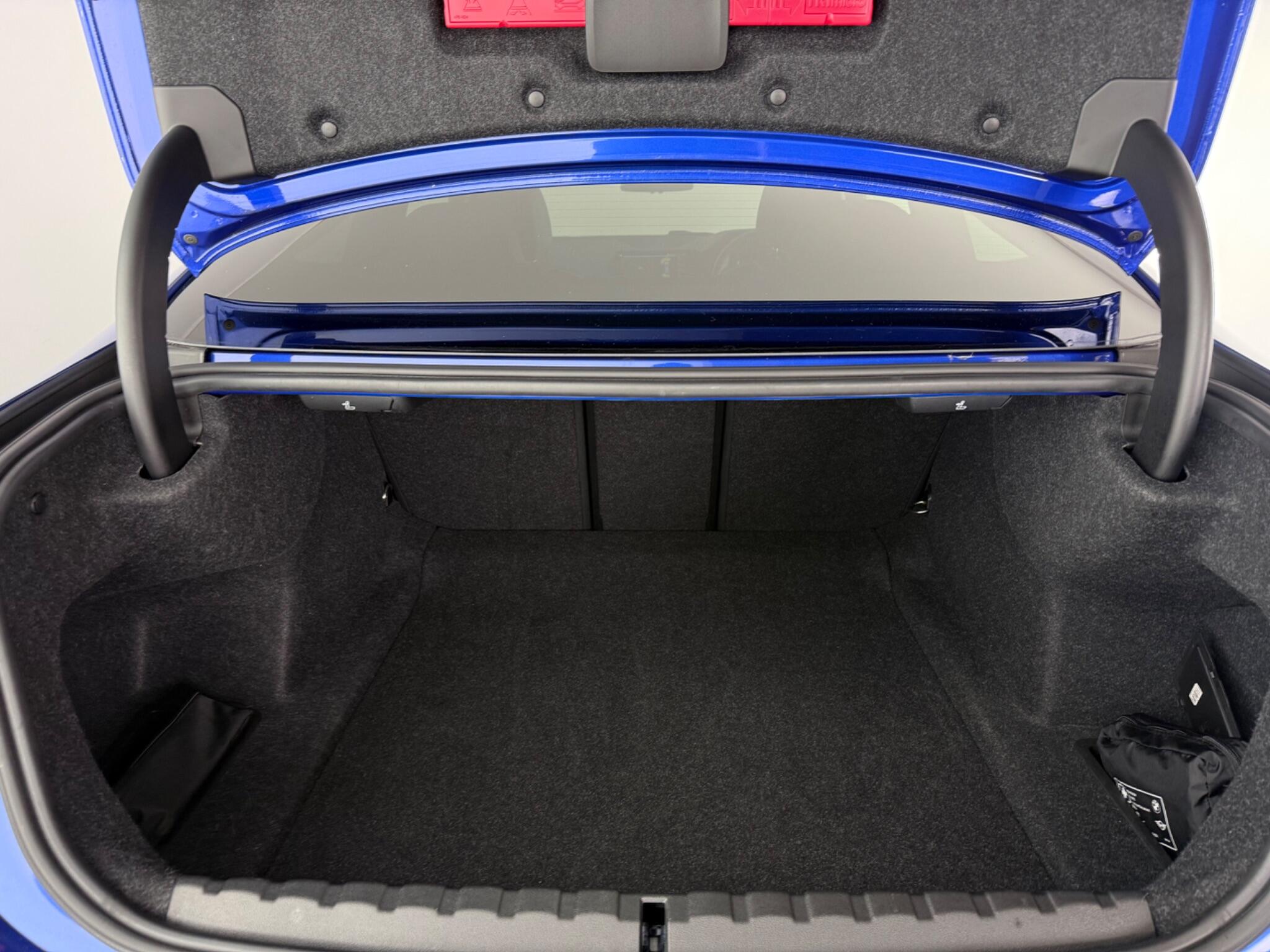 BMW 4 Series view 12