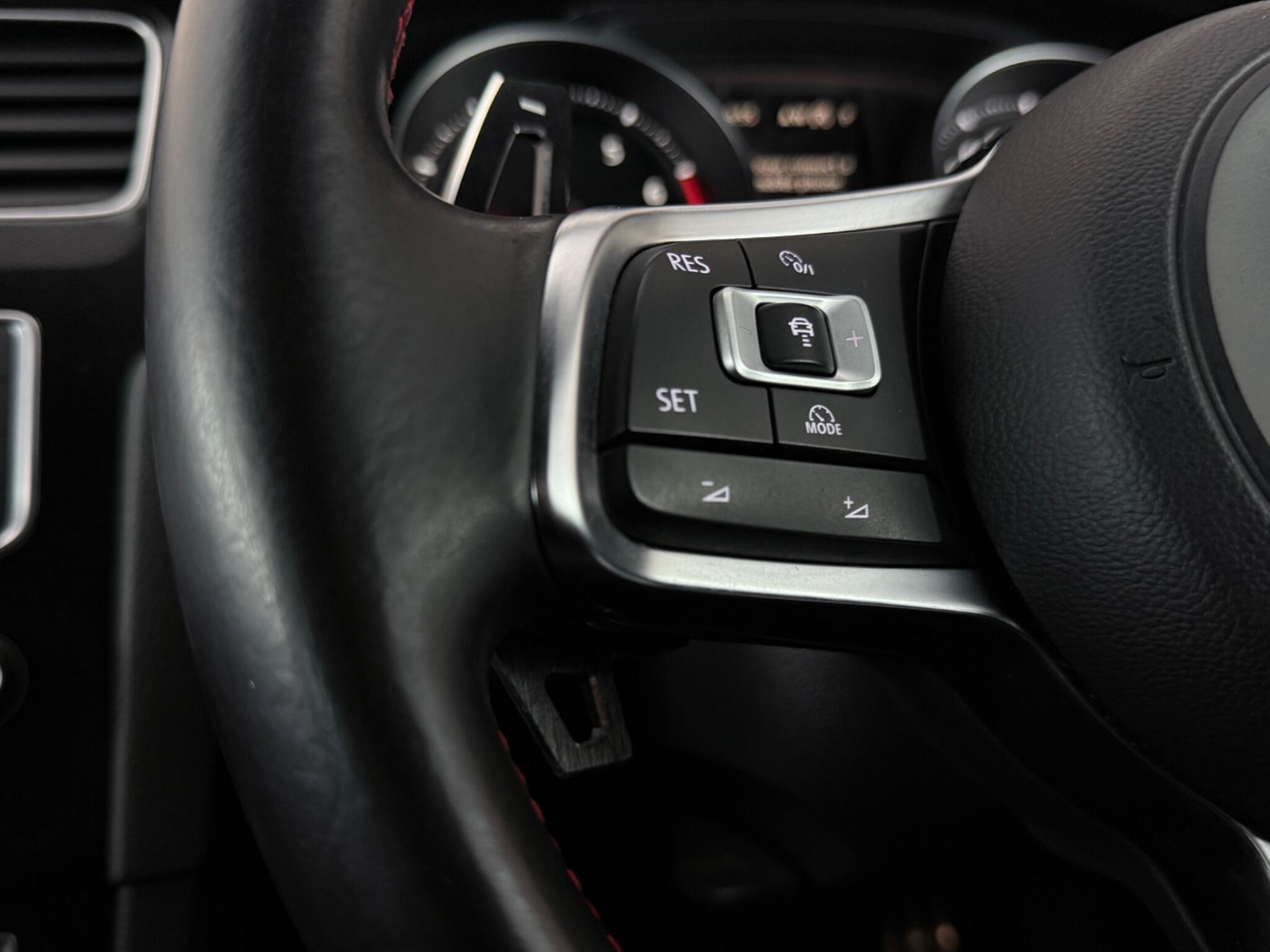 Volkswagen Golf view 15