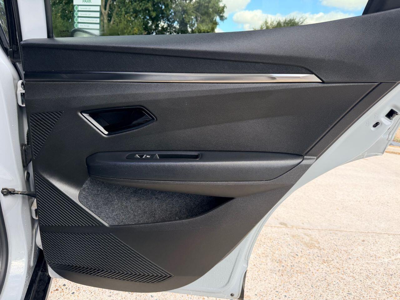 Renault Megane E-Tech view 18