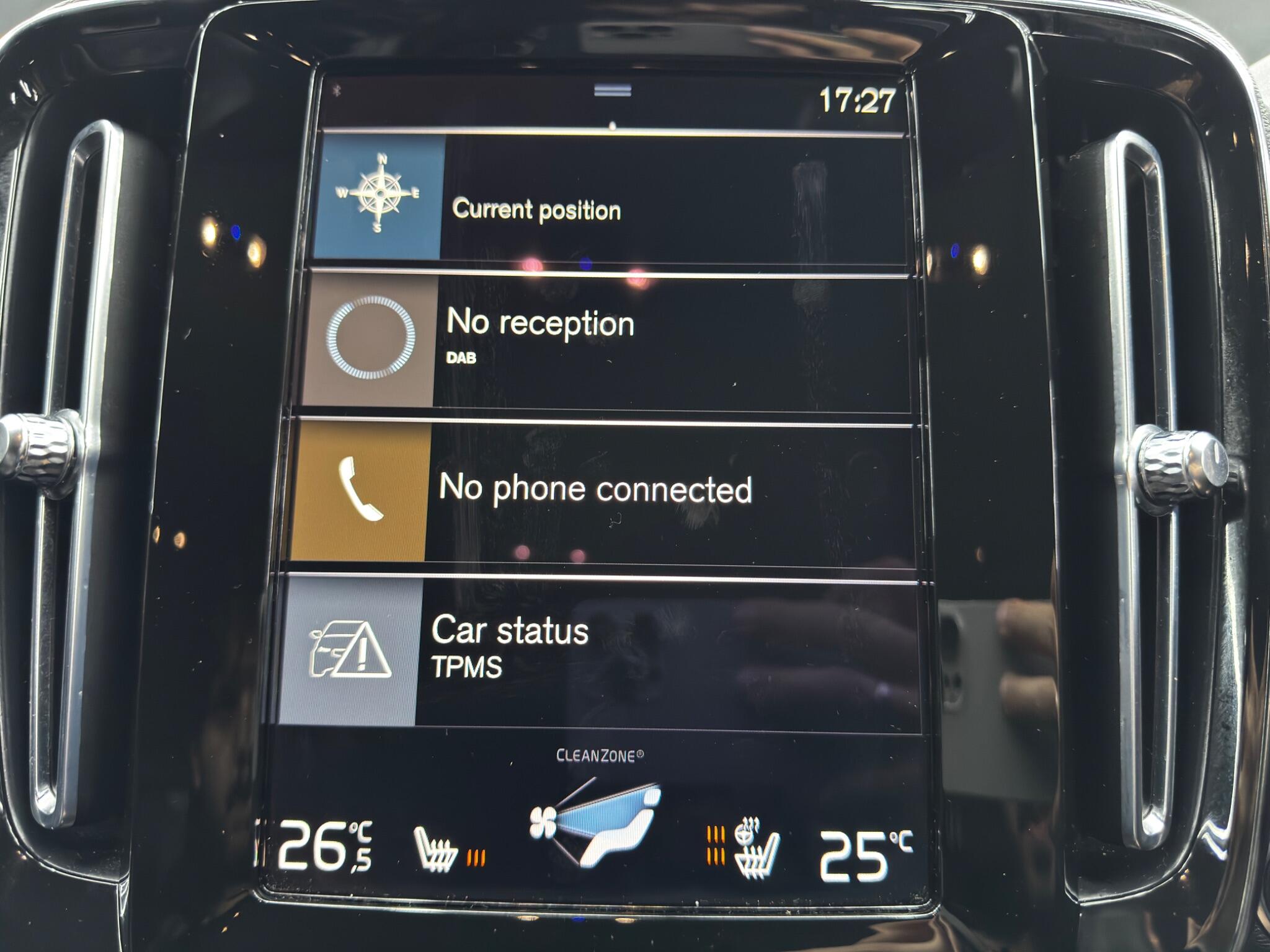 Volvo XC40 view 30