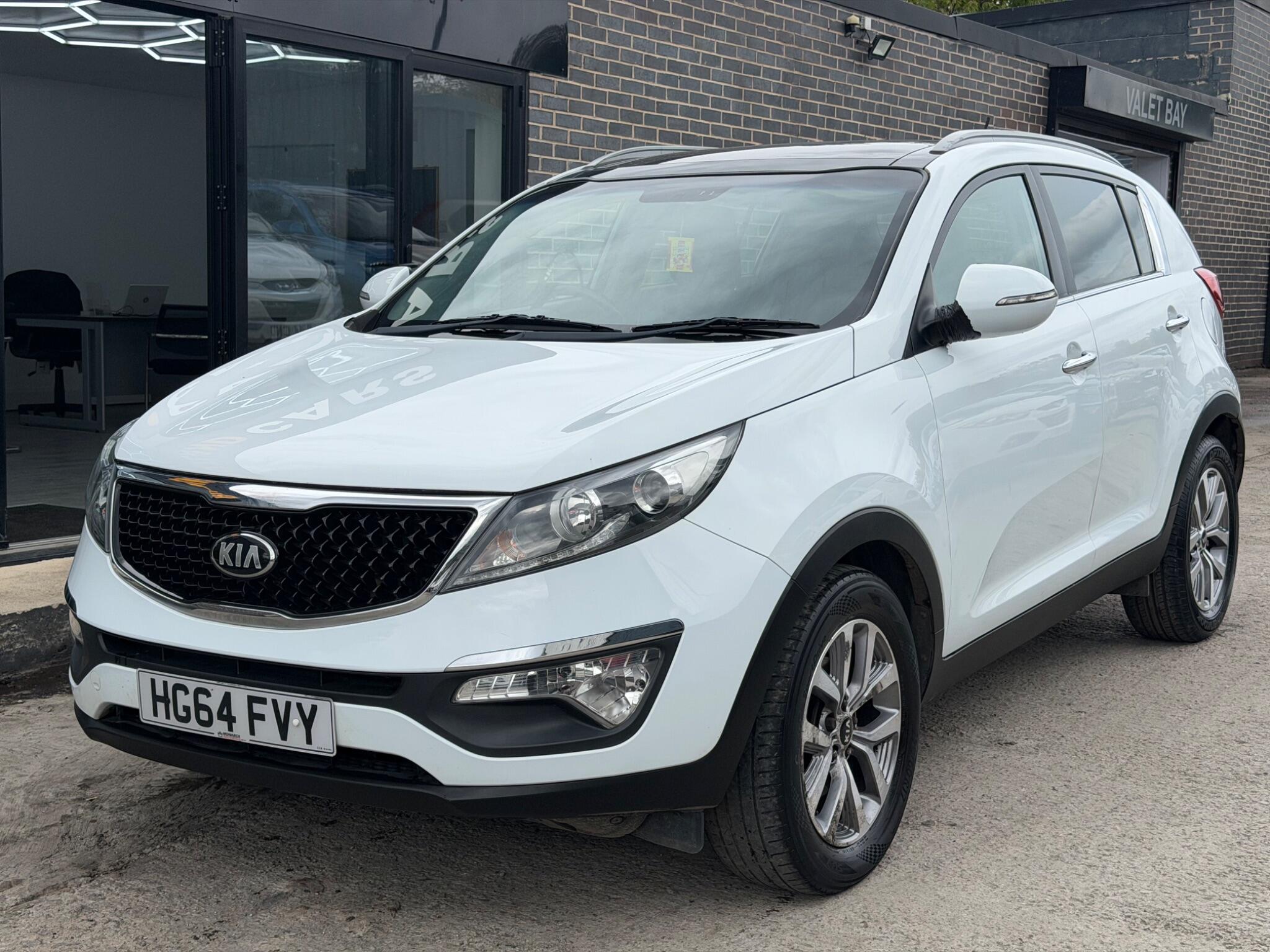 2015 Kia Sportage in White for sale