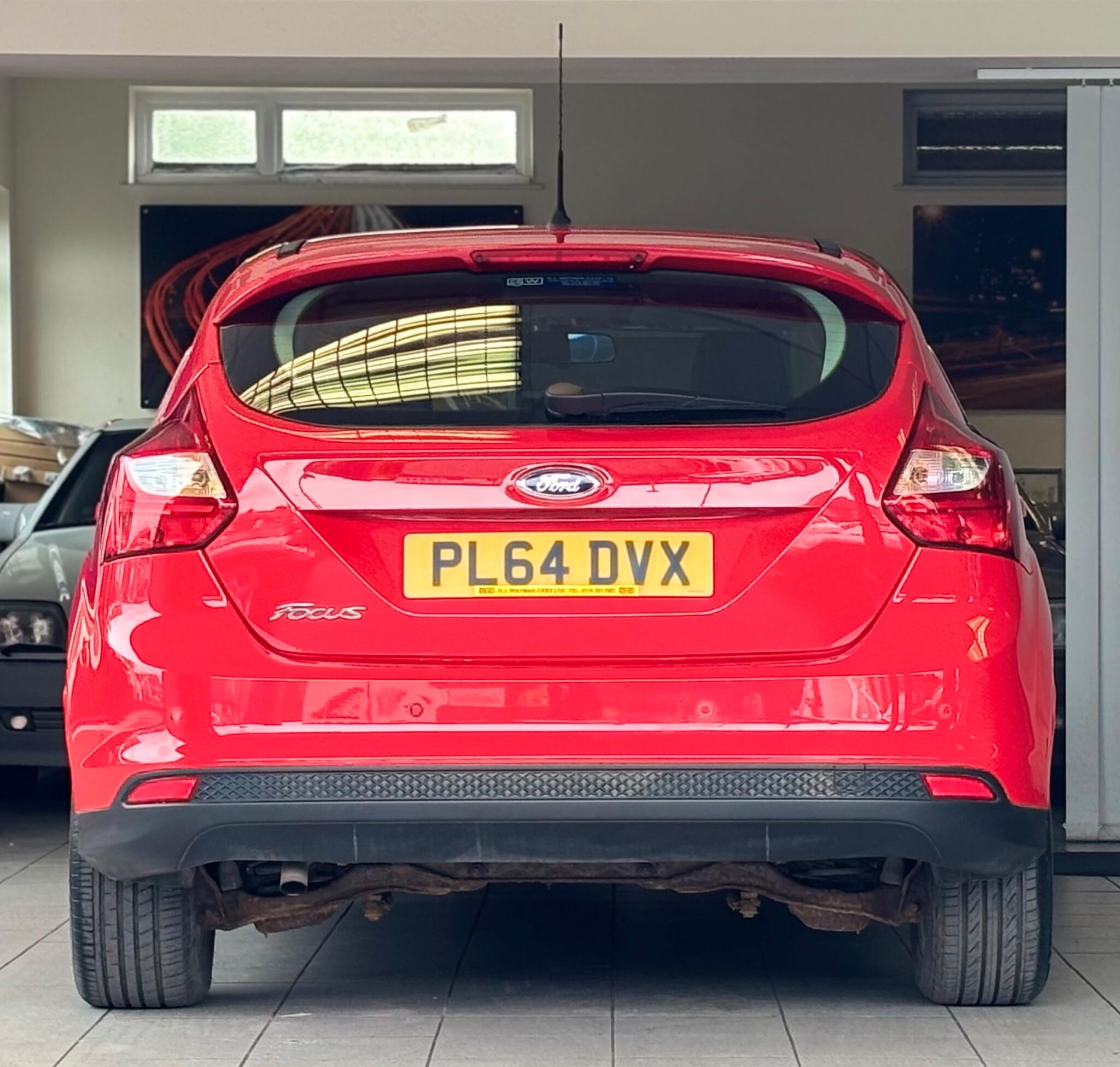 Ford Focus view 7