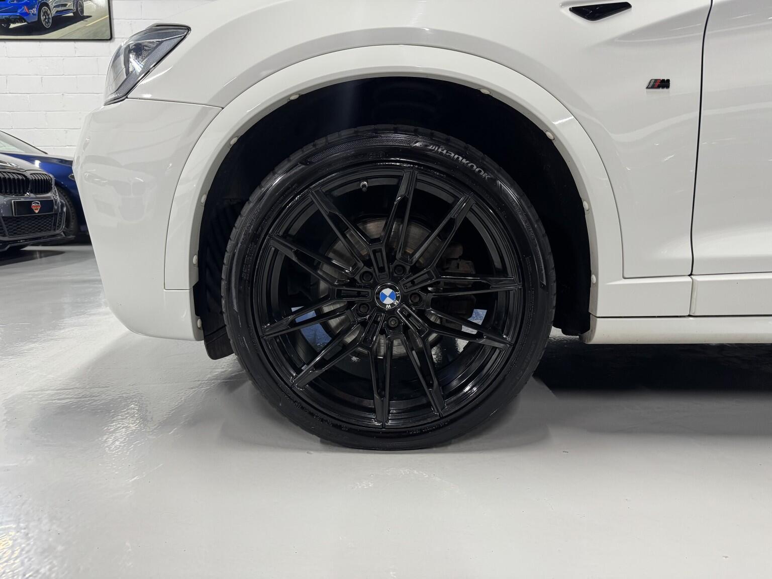 BMW X3 view 4