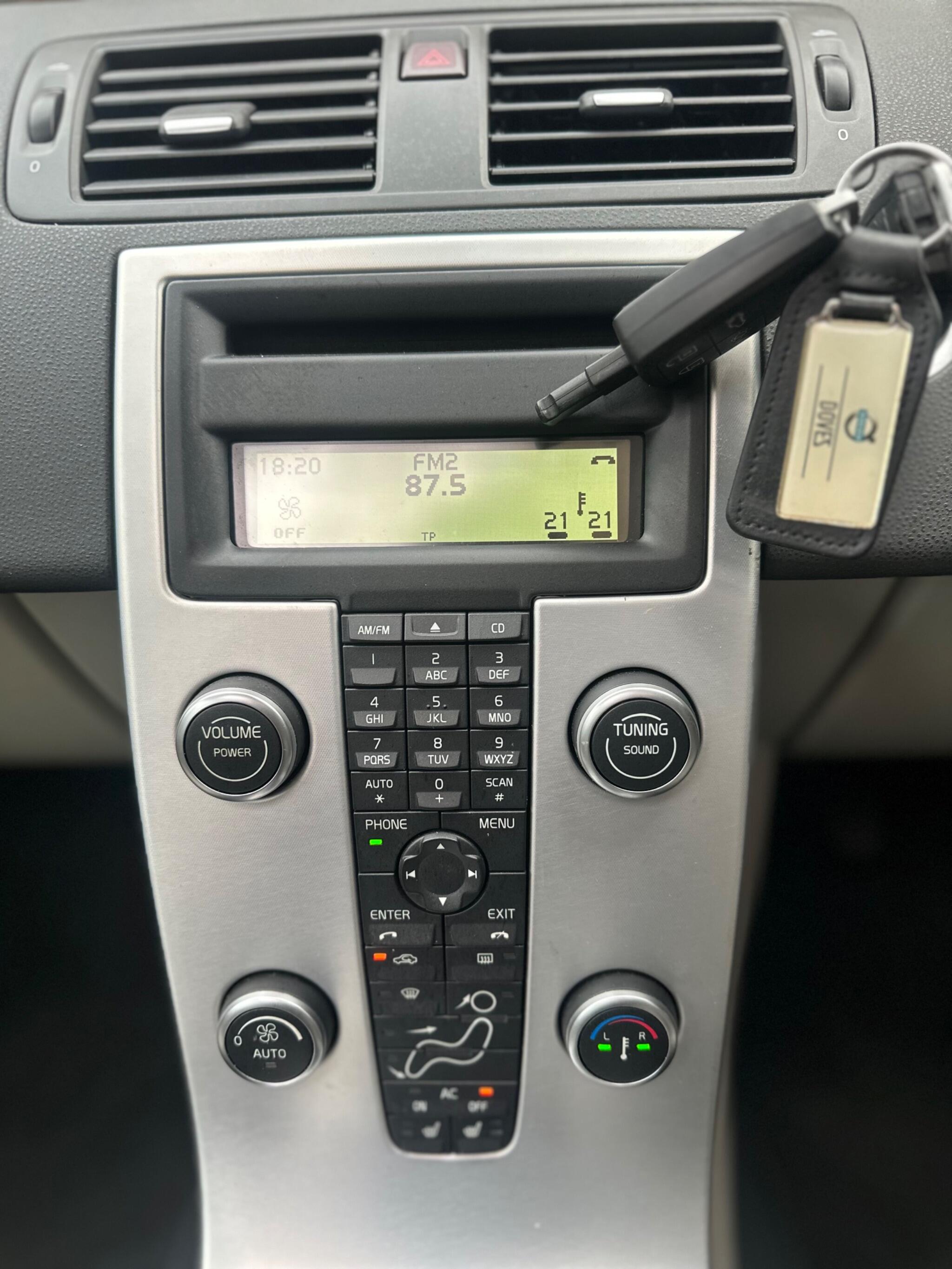 2010 Volvo C30 image 26