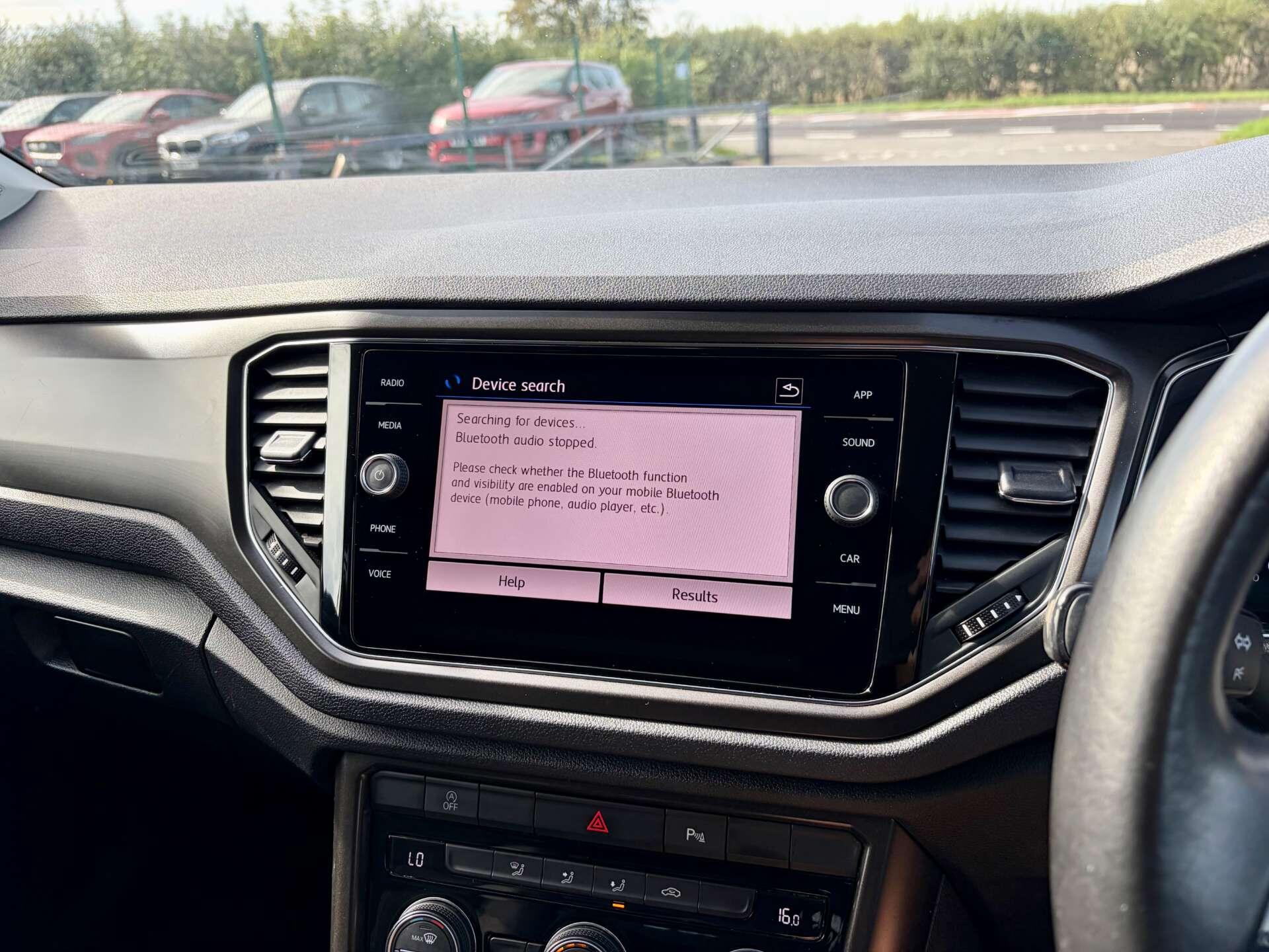 Volkswagen T-Roc view 44