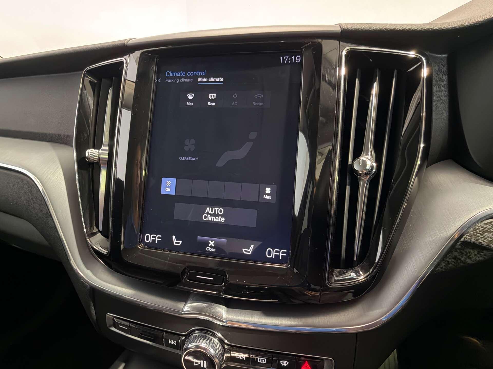 Volvo XC60 view 49