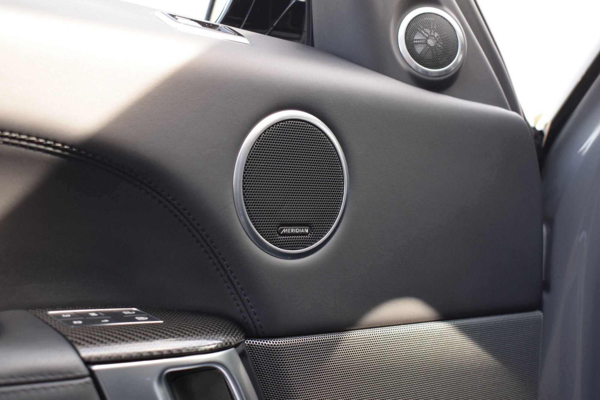 Land Rover Range Rover Sport view 40
