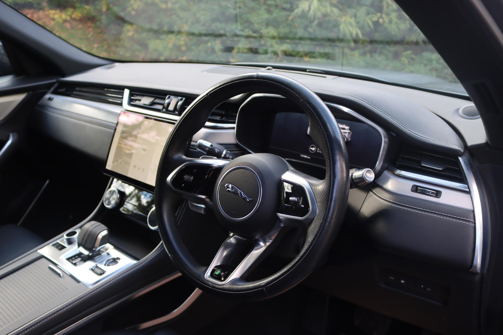 Jaguar F-Pace view 46