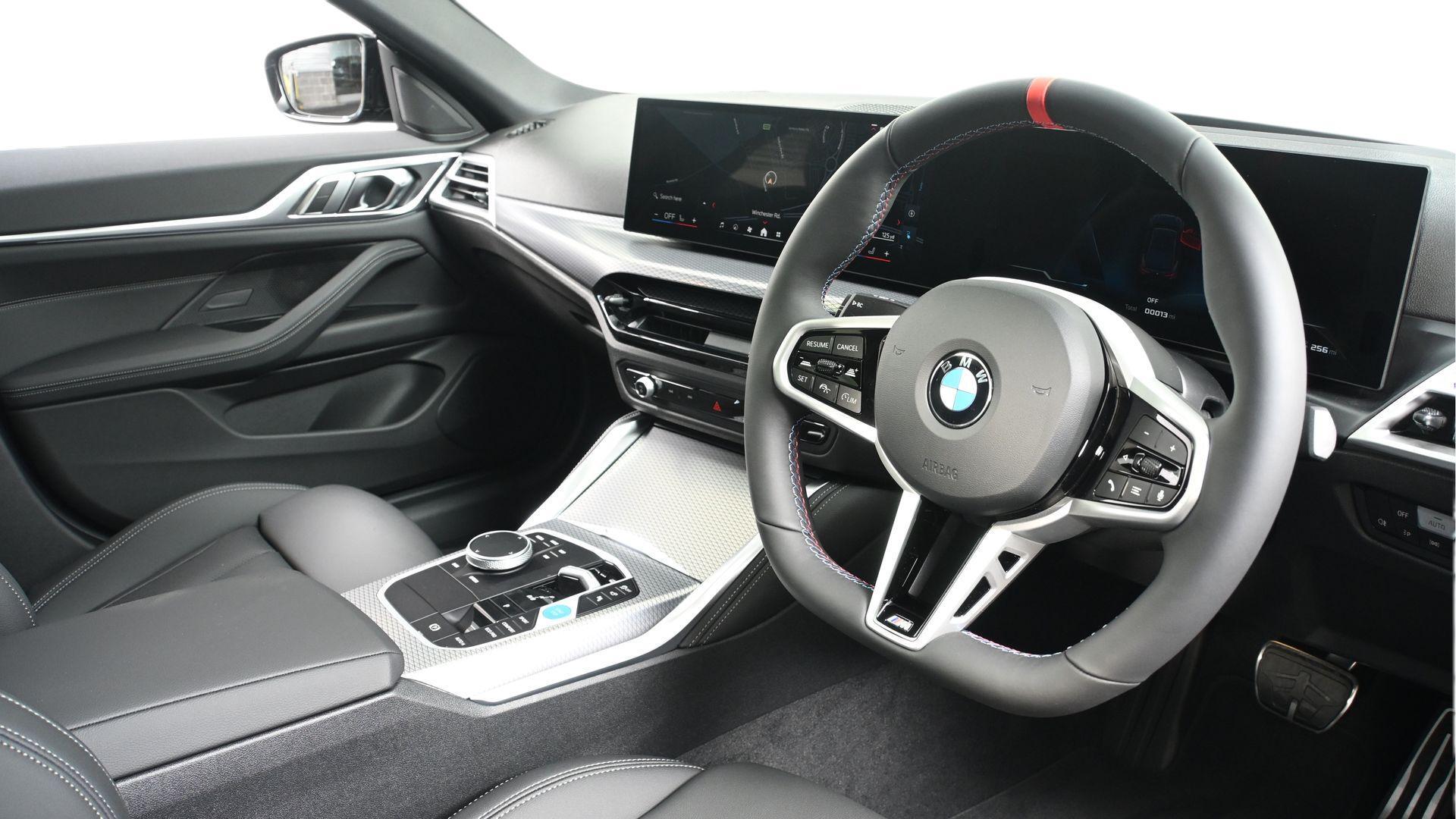 BMW i4 view 6