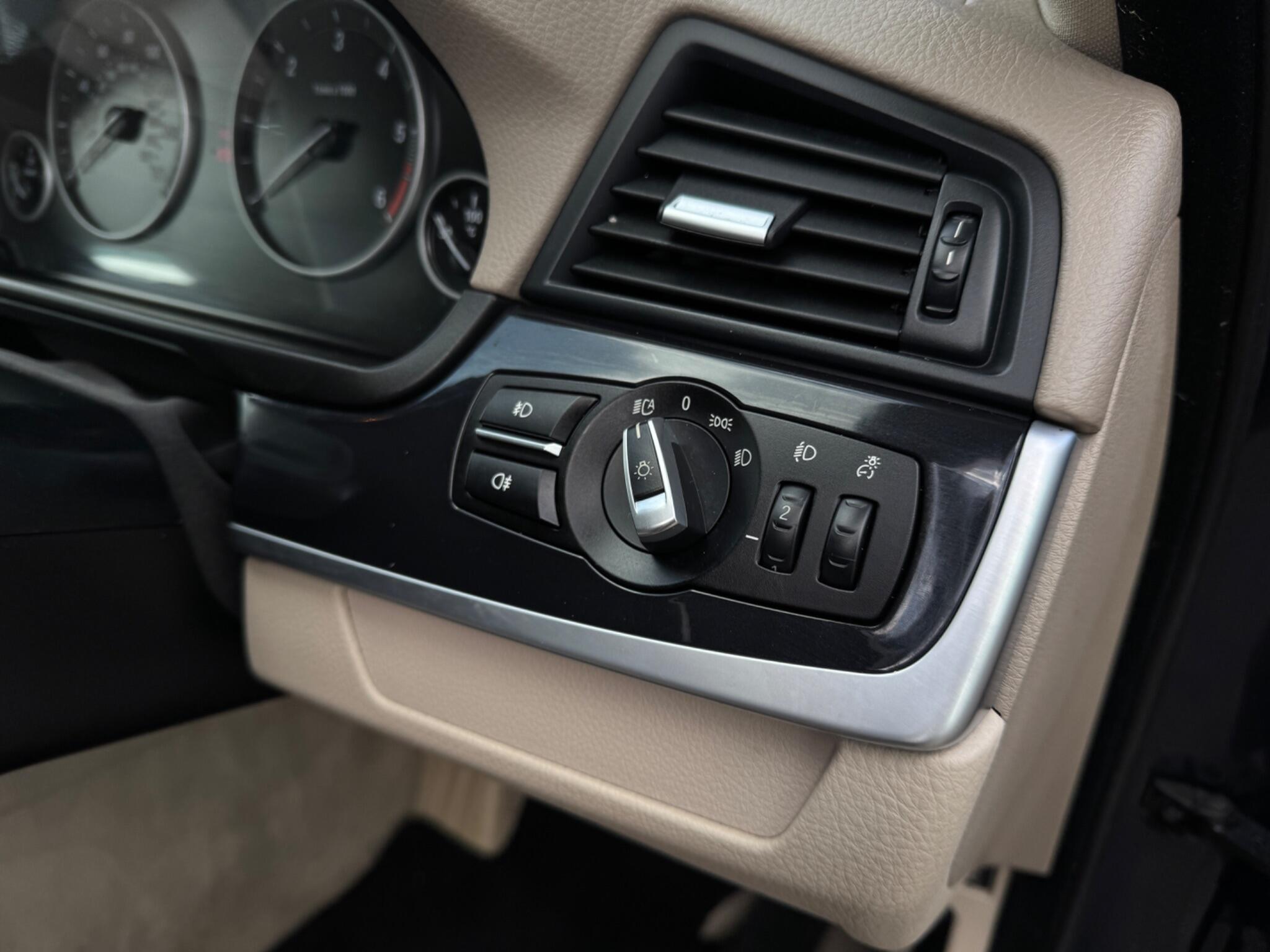 BMW 5 Series view 43