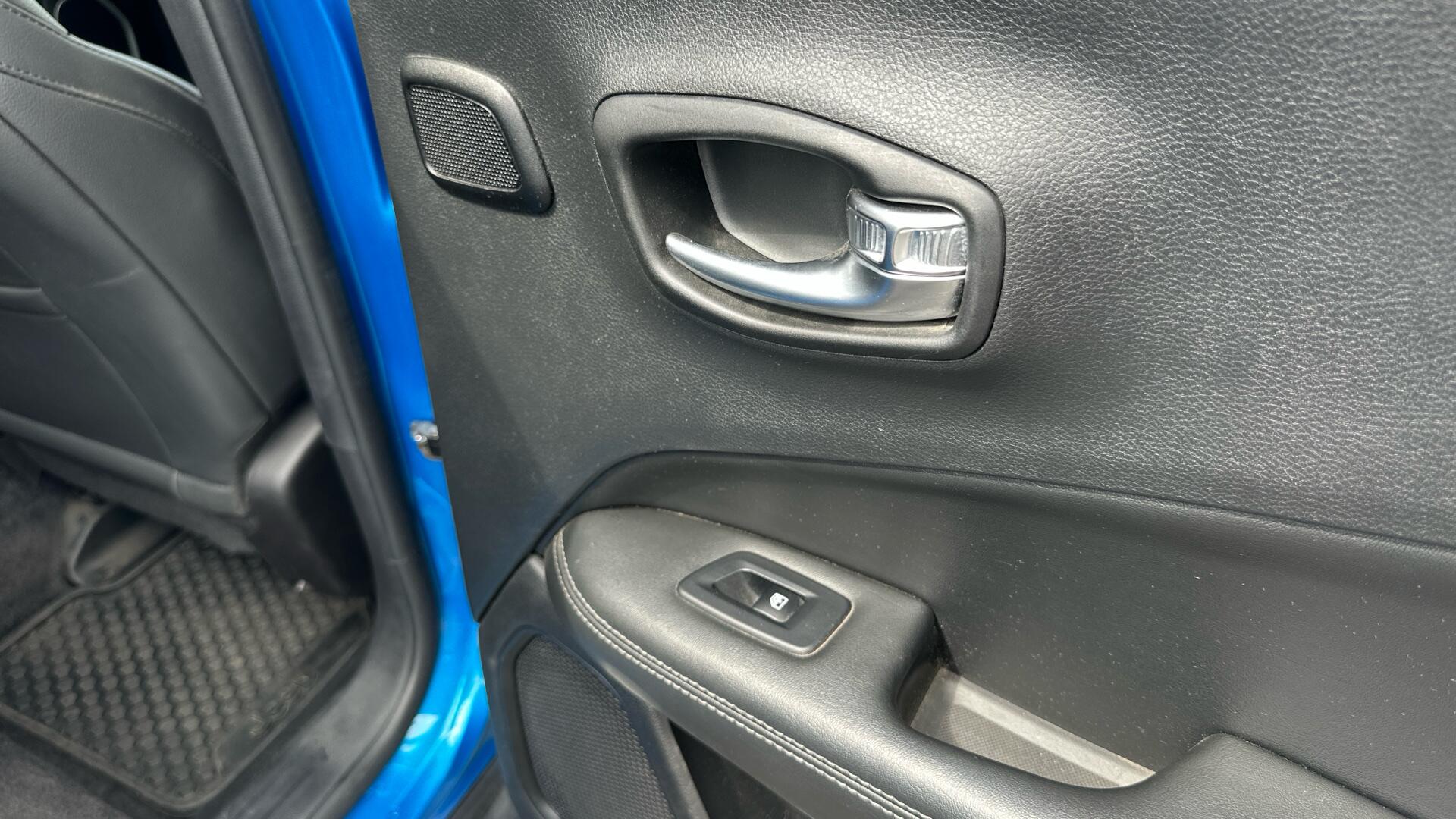 Jeep Compass view 48