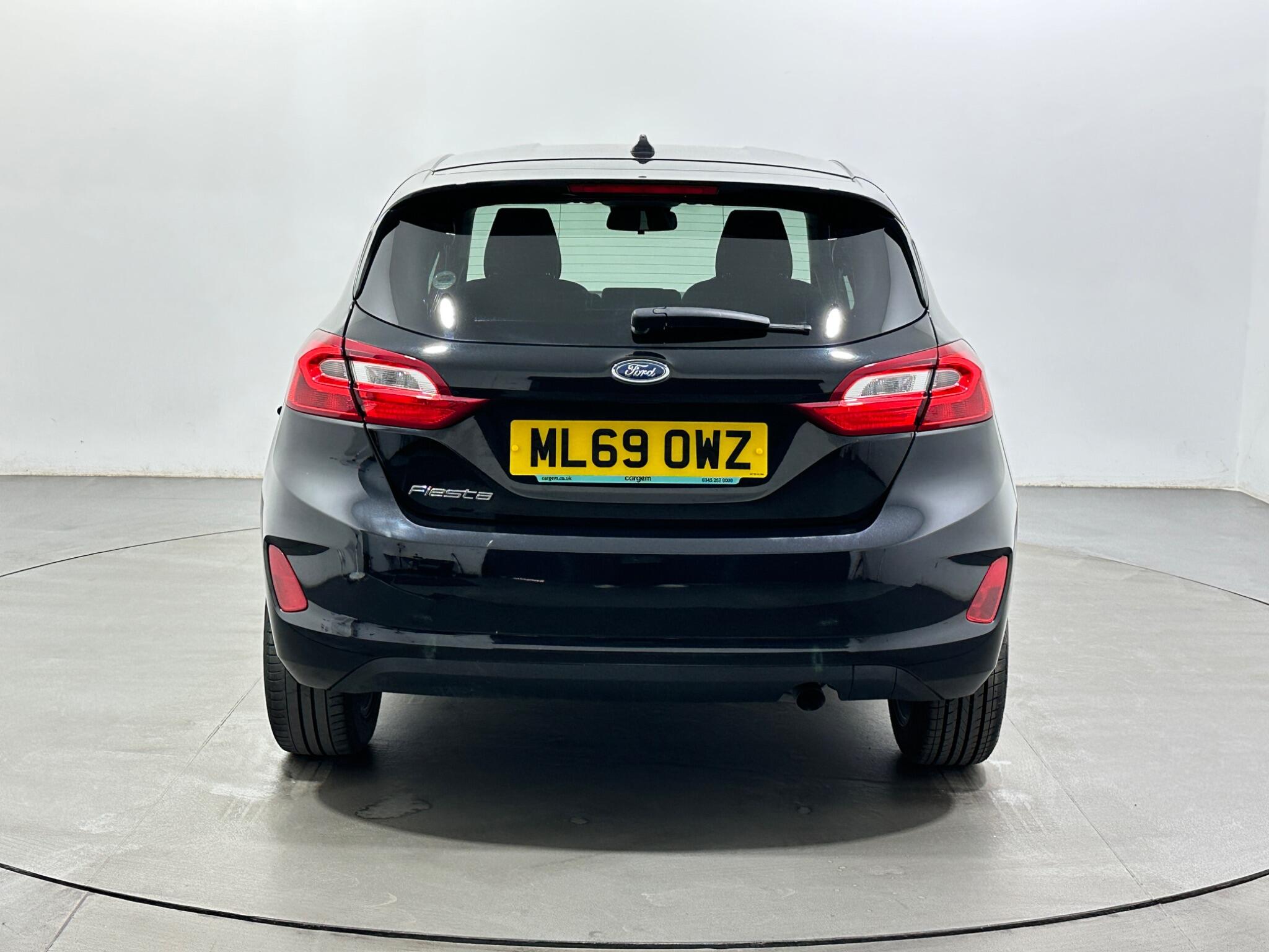 Ford Fiesta view 7