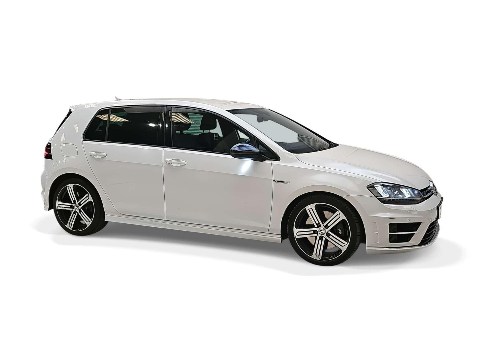 Volkswagen Golf view 2