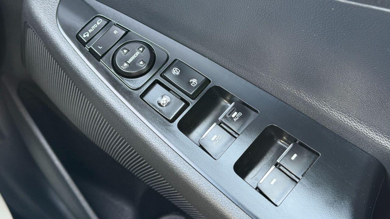 Hyundai Tucson view 34