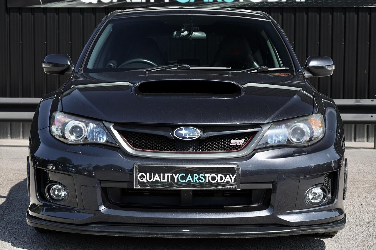 Subaru Impreza view 4