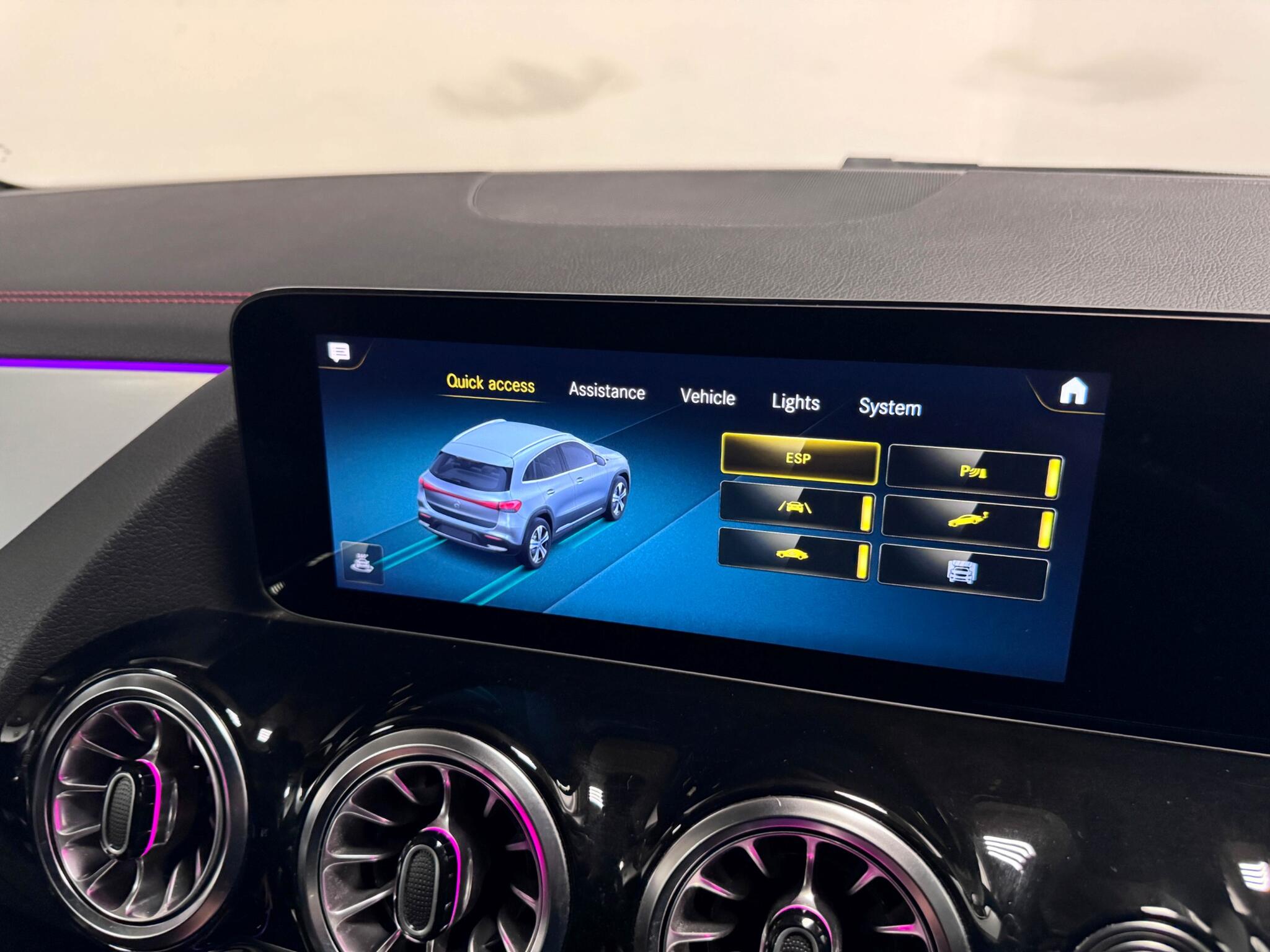 Mercedes-Benz Eqa view 50