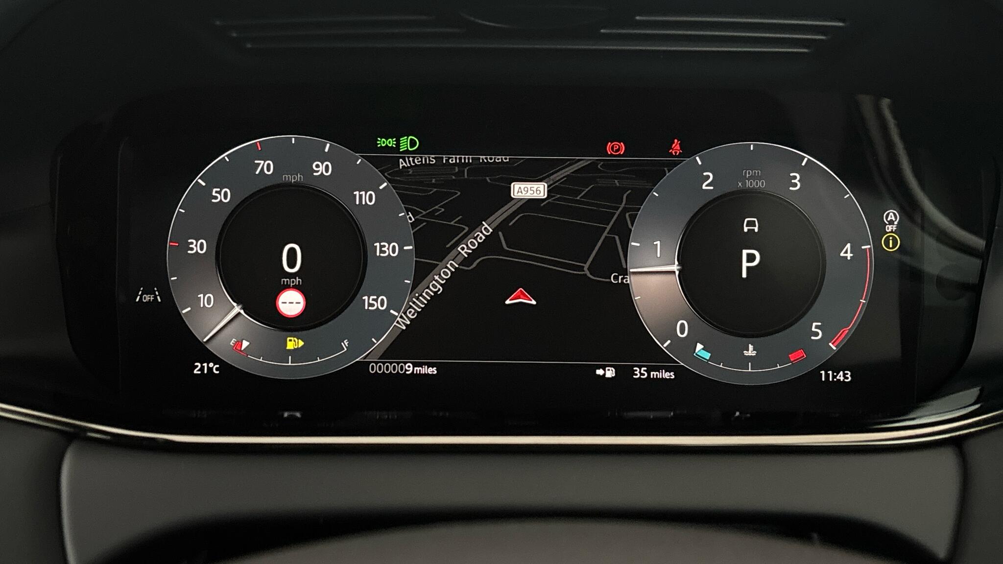 Land Rover Range Rover Evoque view 16