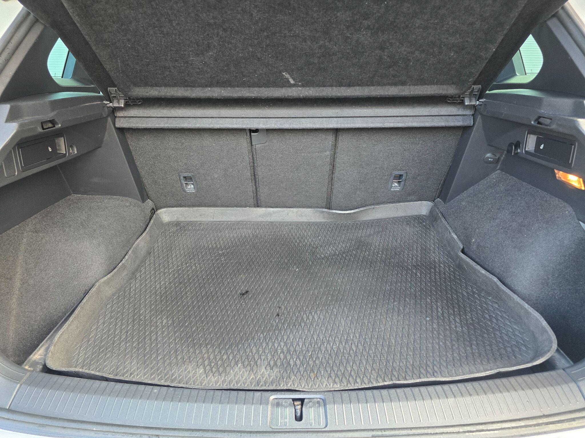 Volkswagen Tiguan view 25