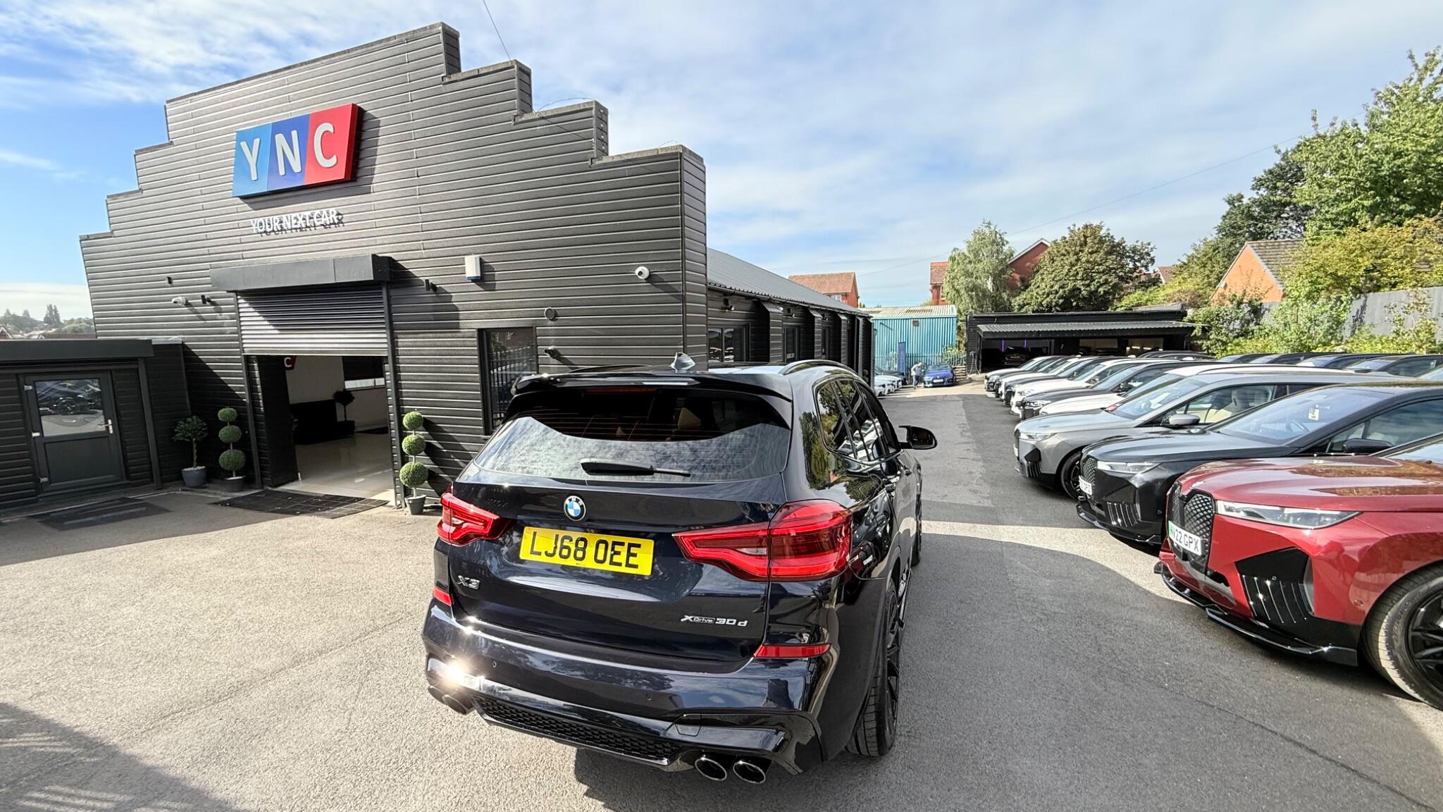 BMW X3 view 2