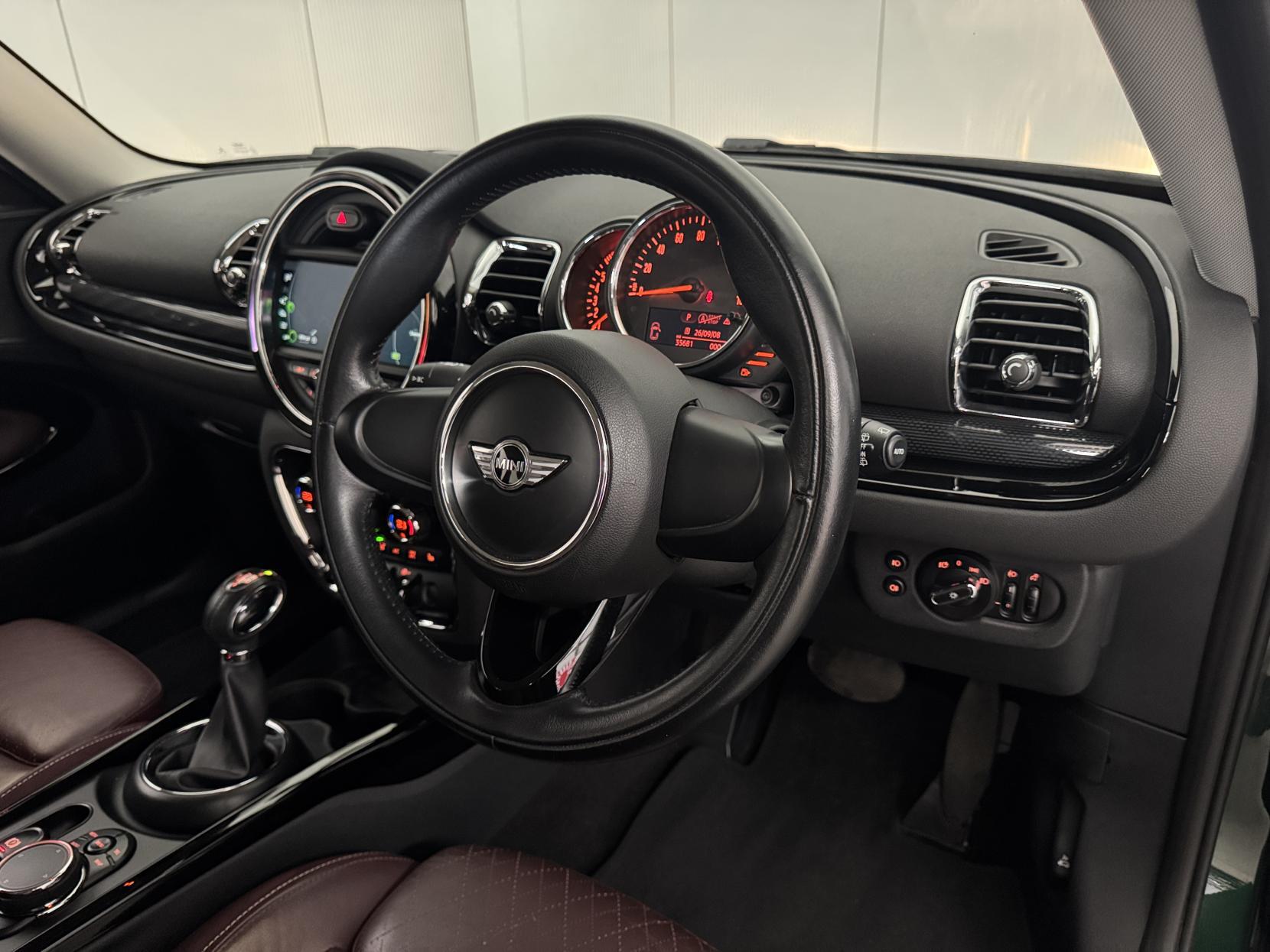 MINI Clubman view 59