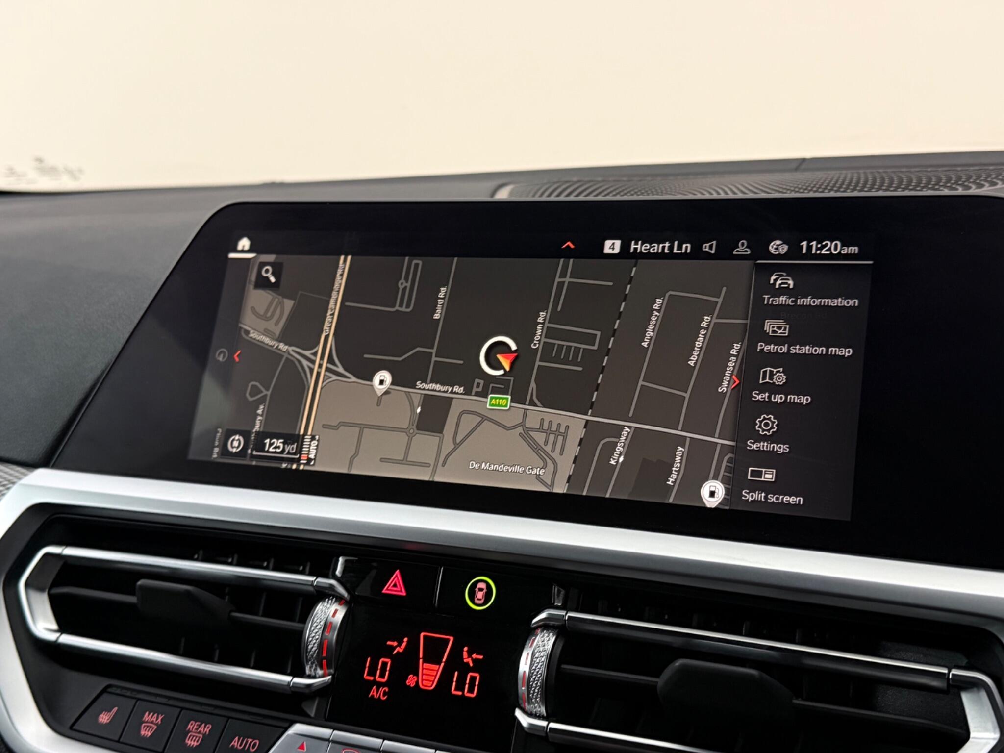 BMW 3 Series view 21