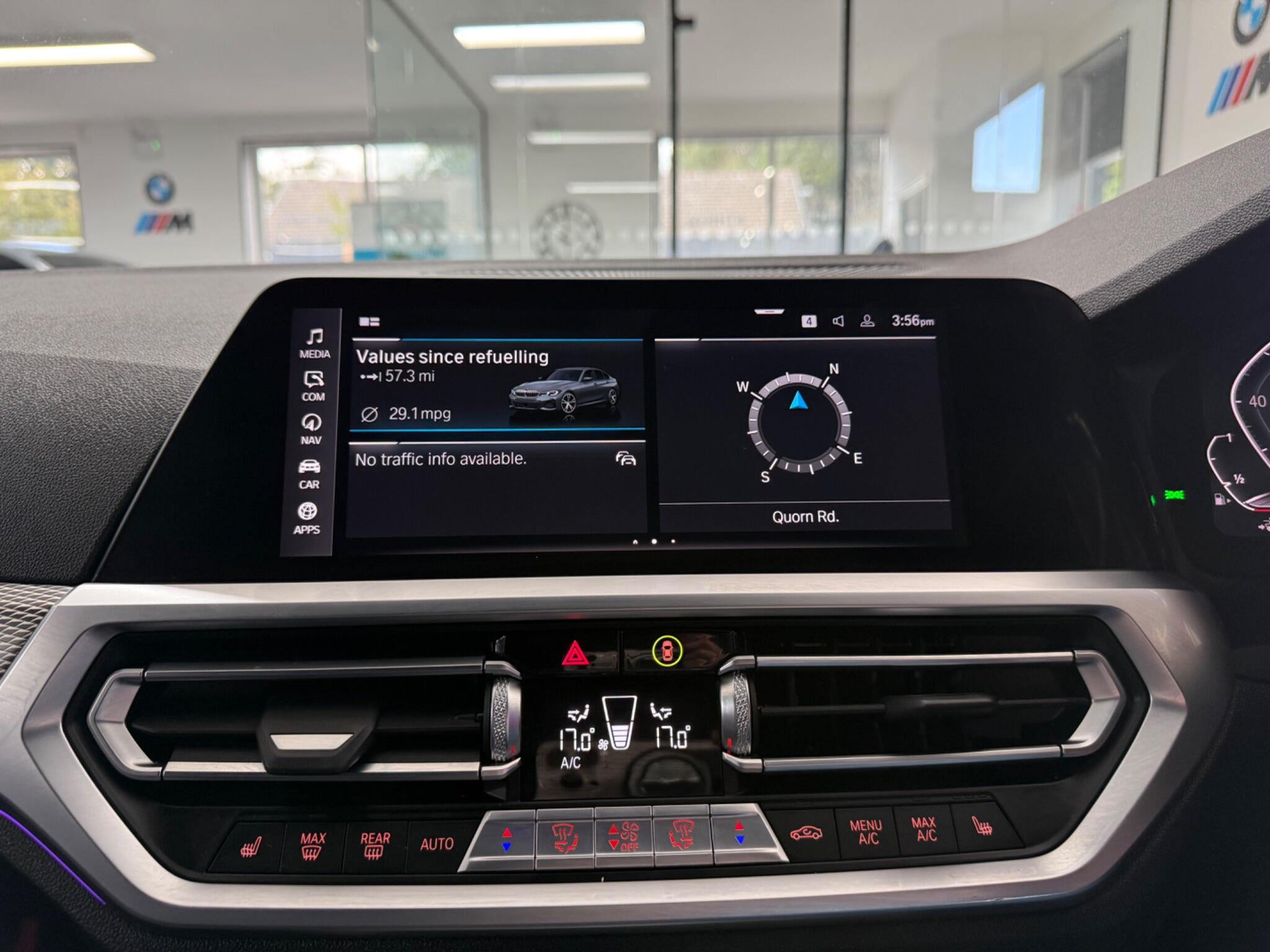 BMW 3 Series view 9