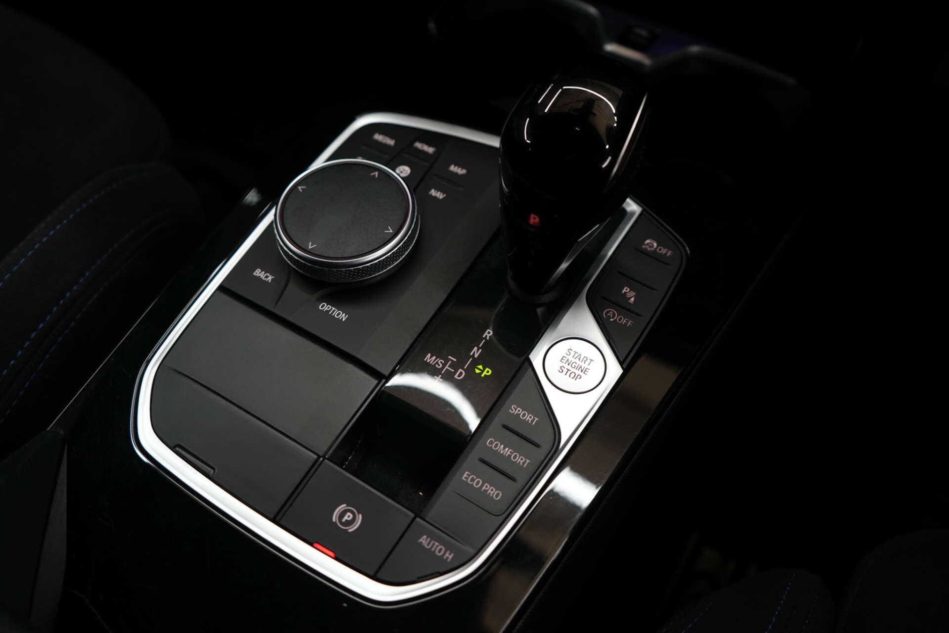 BMW 1 Series view 26