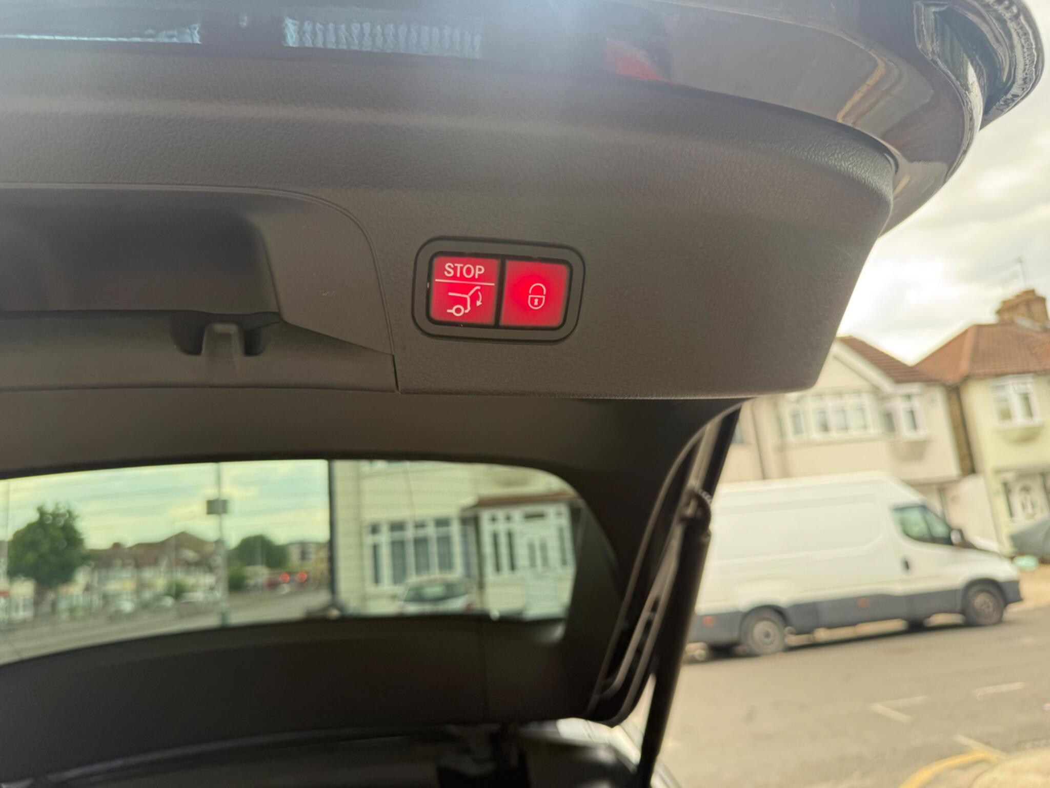 Mercedes-Benz Gle view 29