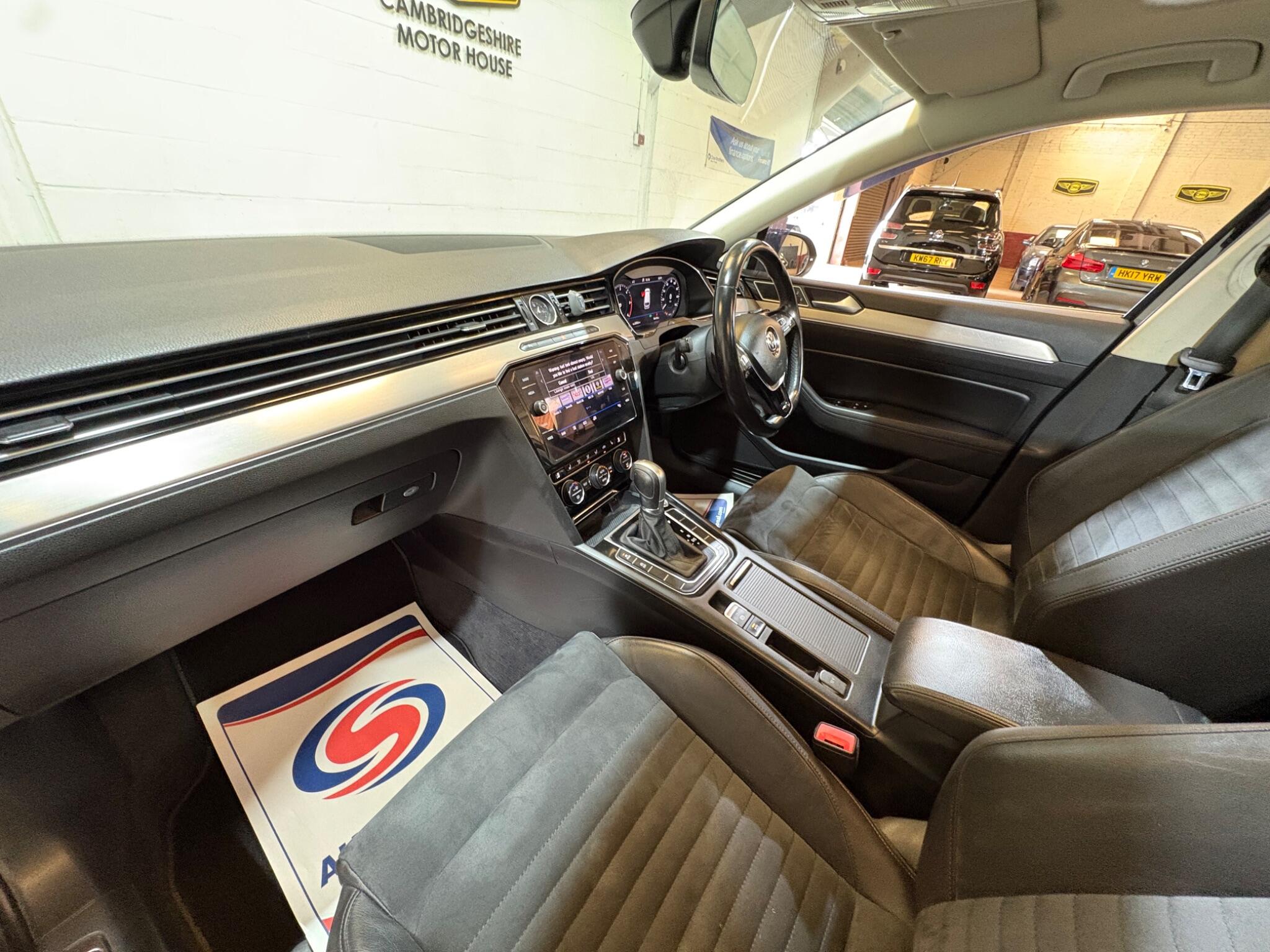 Volkswagen Passat view 68