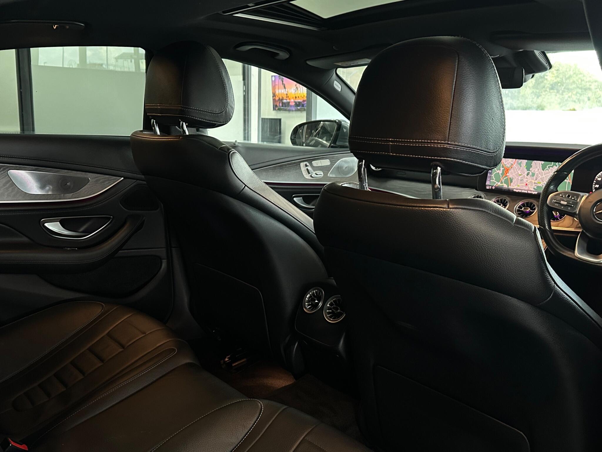 Mercedes-Benz CLS view 34